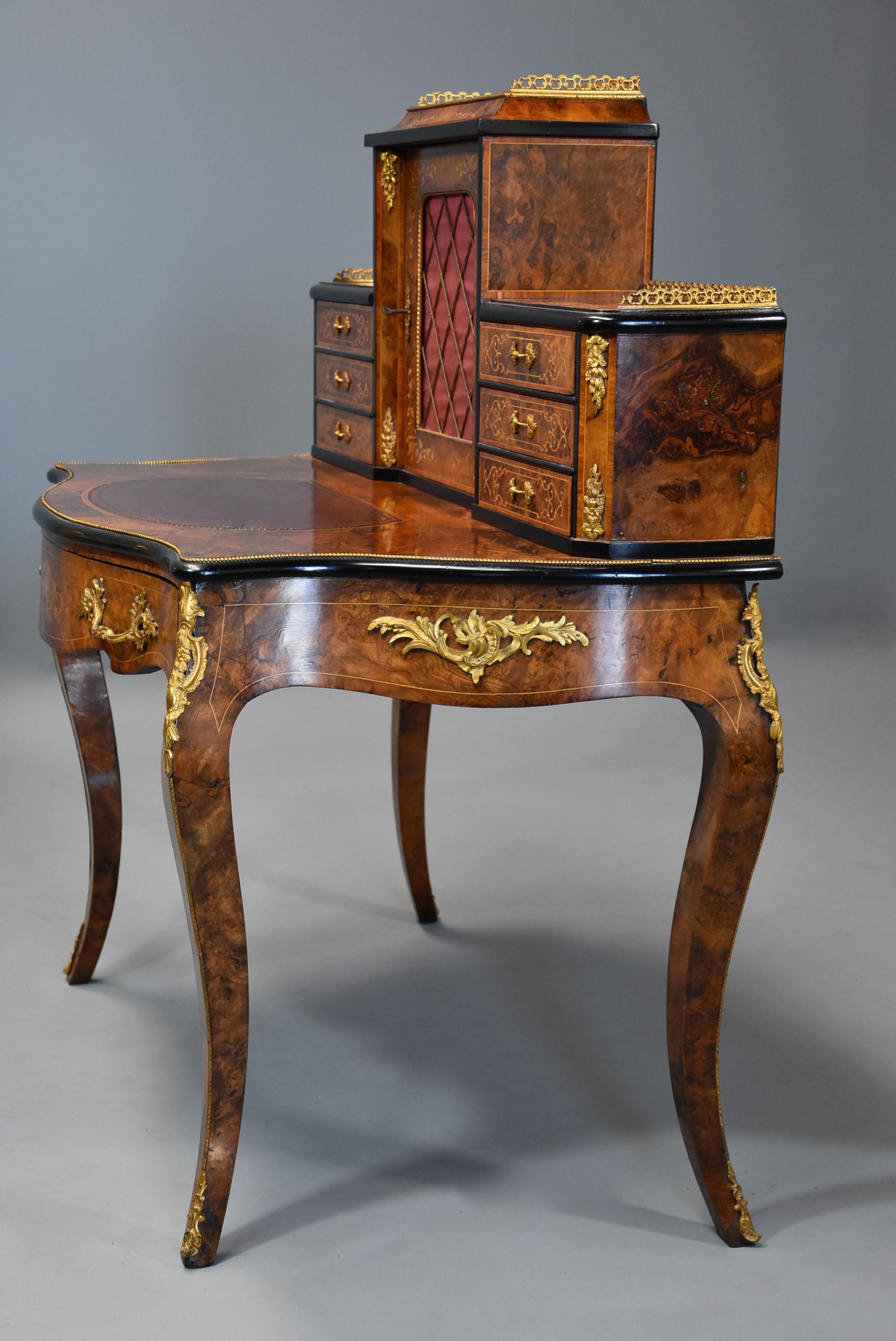 Mid-19th Century Fine Quality Burr Walnut Bonheur de Jour in the French Style In Good Condition For Sale In Suffolk, GB