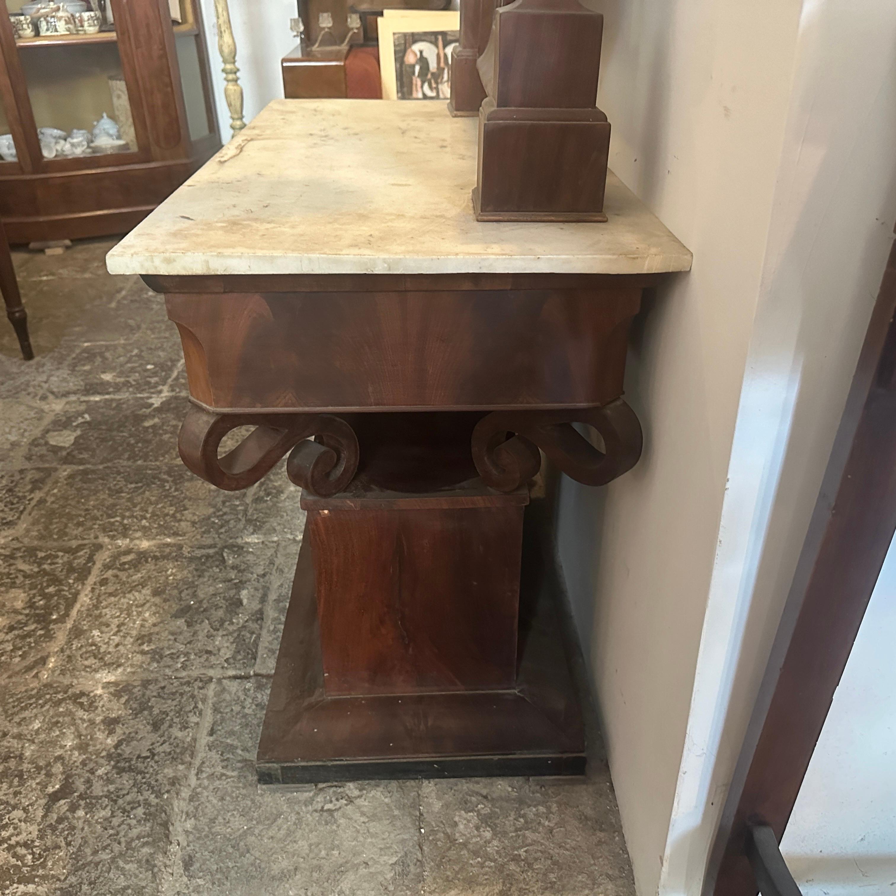 Mid-19th Century Fir Wood Veneered in Mahogany and marble Sicilian Vanity Table  For Sale 2