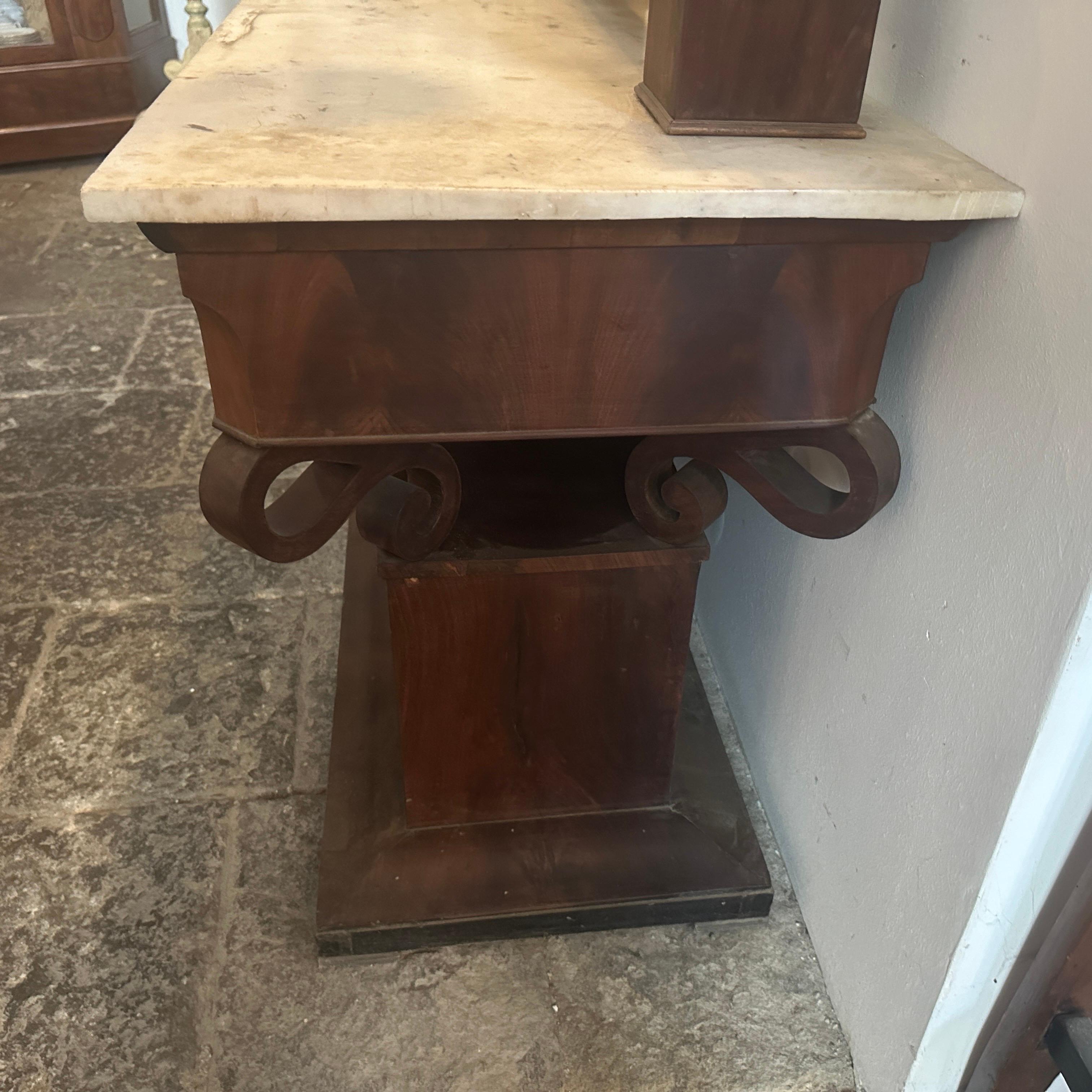 Mid-19th Century Fir Wood Veneered in Mahogany and marble Sicilian Vanity Table  For Sale 3