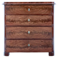 Mid 19th Century Flame Mahogany Chest of Drawers