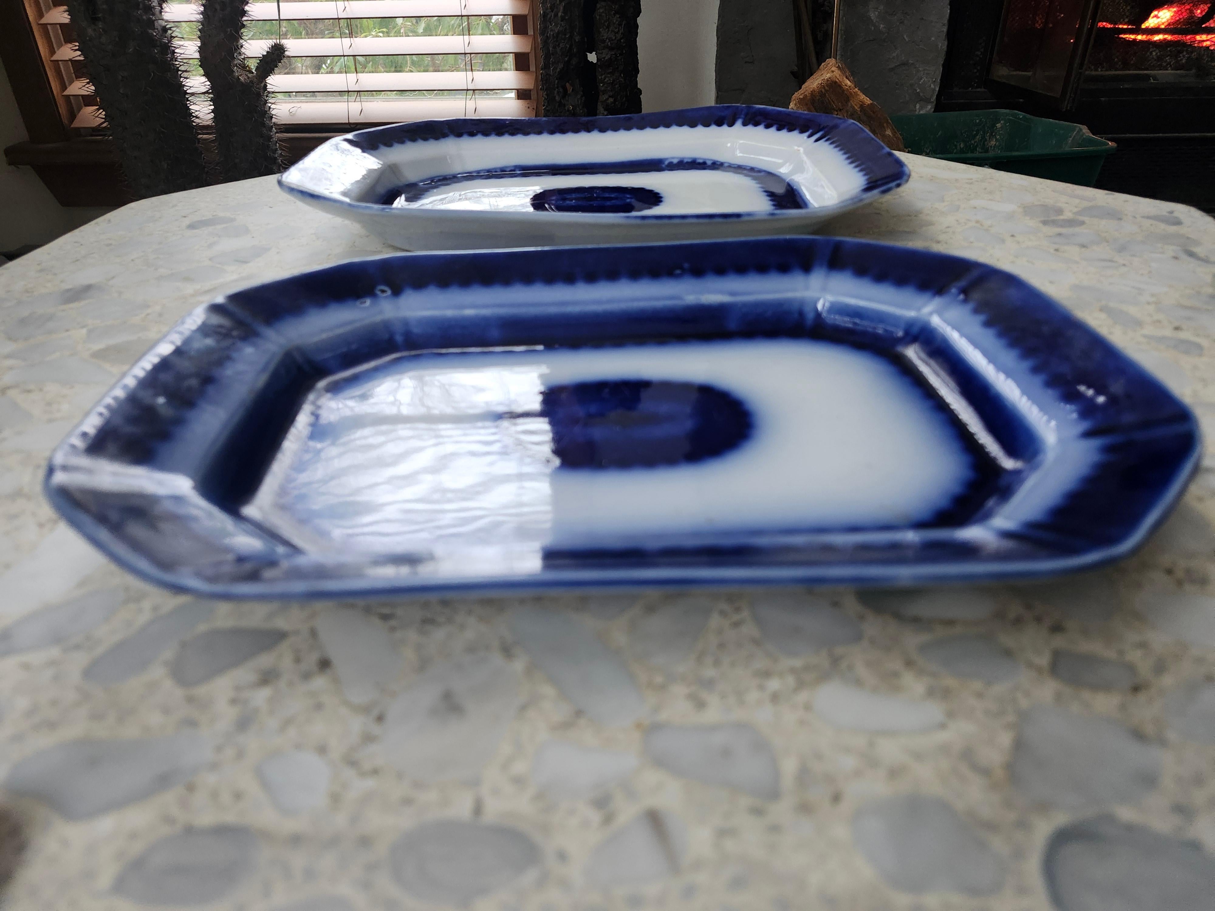 Mid 19th Century Flow Blue Nesting Platters (2) Ironstone For Sale 2