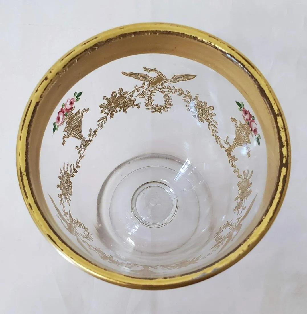 Mid 19th Century French 40s Gilt Crystal Candy Dish With Lid In Good Condition For Sale In Pasadena, CA