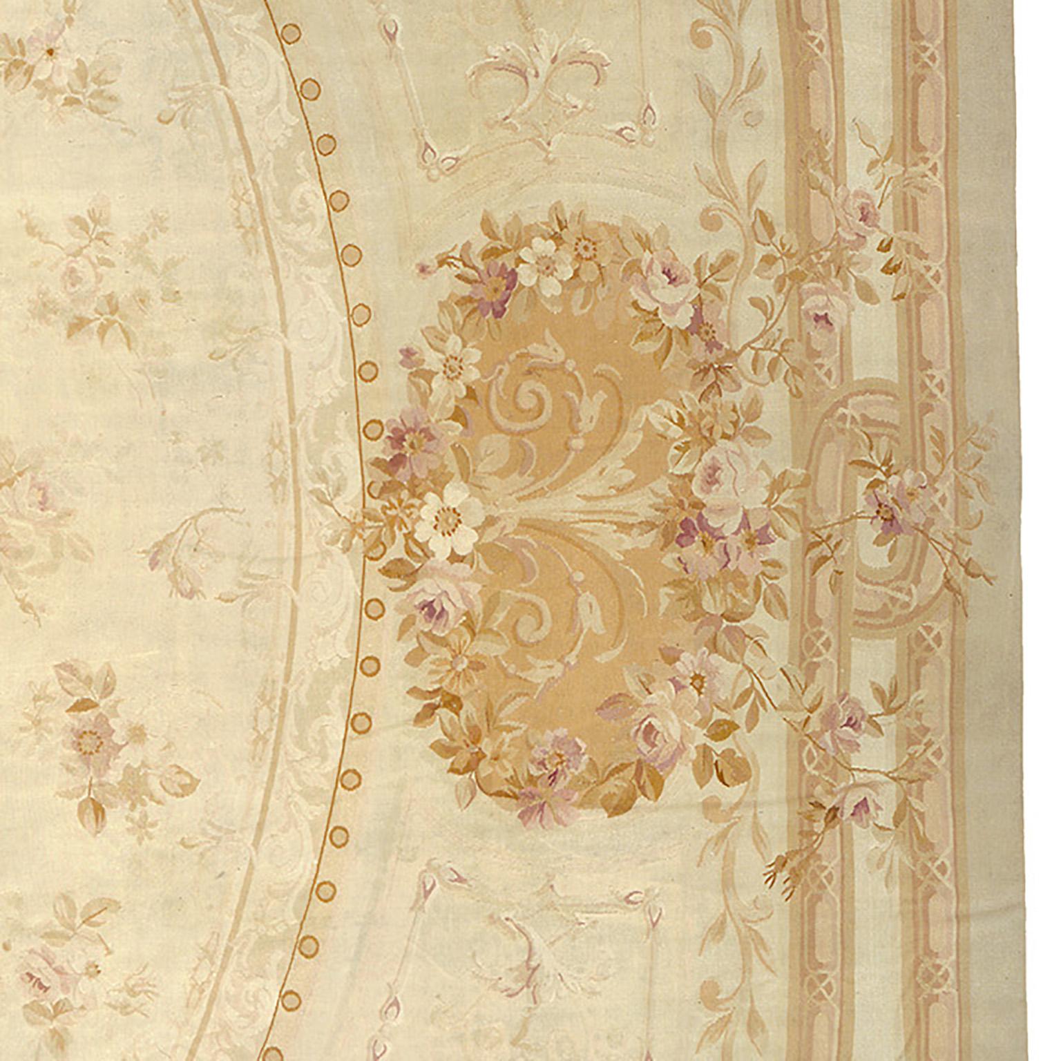 Mid-19th Century, French, Aubusson Rug In Good Condition For Sale In New York, NY