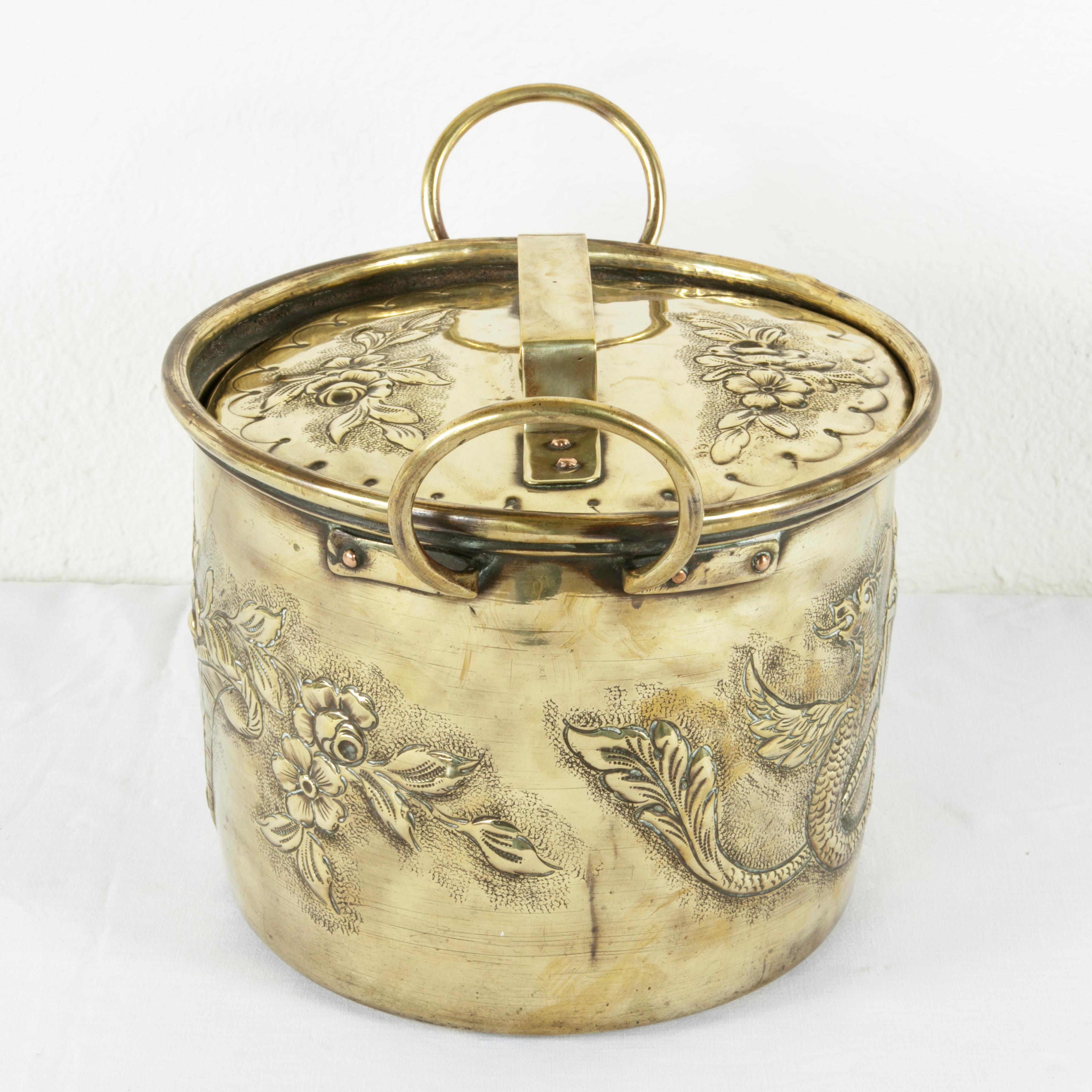 Mid-19th Century French Brass Repousse Pot with Lid from a Chateau 2