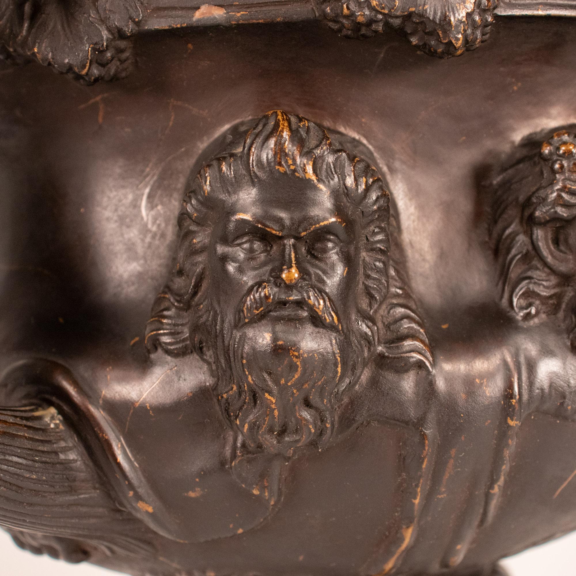 Vaso Grand Tour in bronzo francese della metà del XIX secolo firmato da Achille Collas in vendita 2