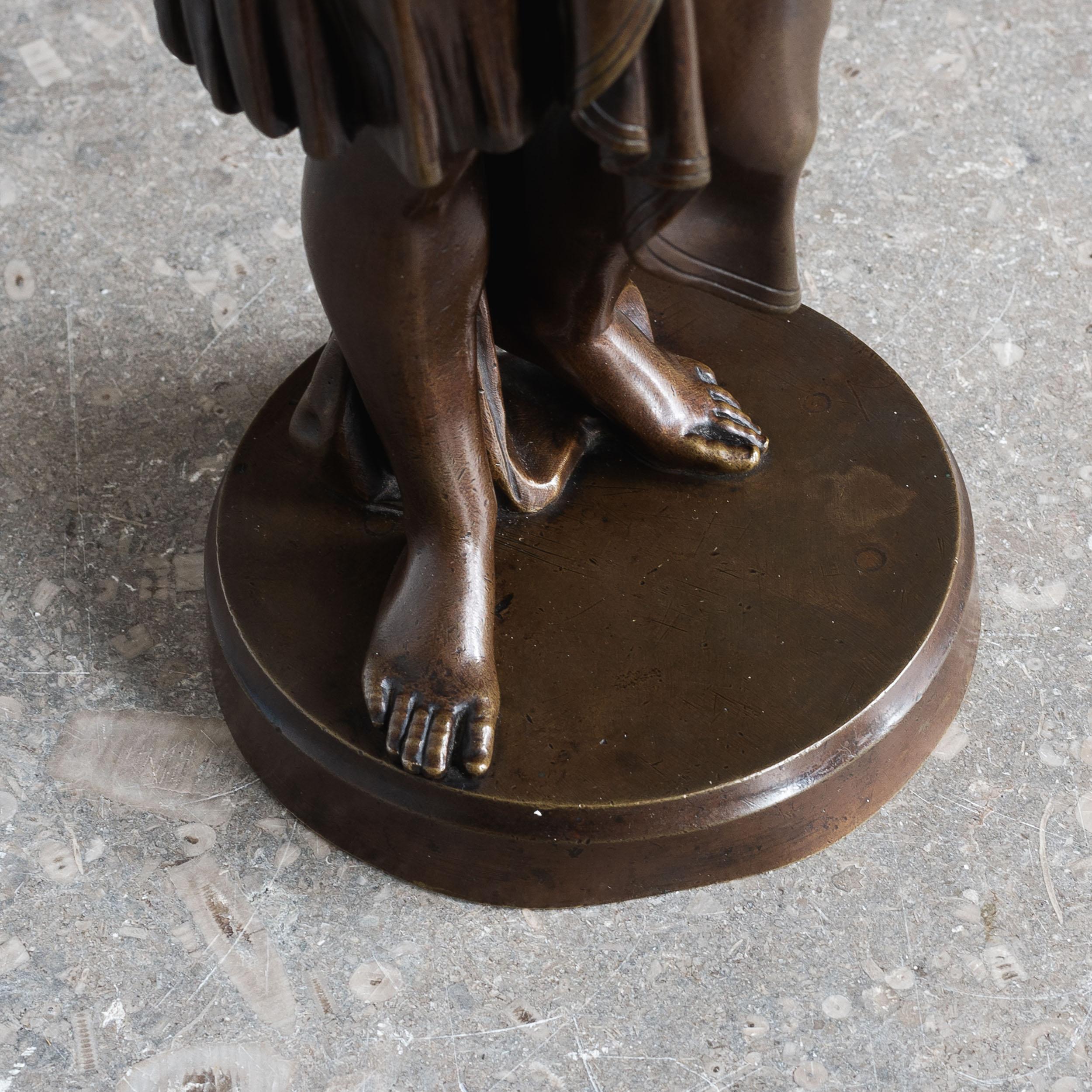 Bronzo francese di Euterpe della metà del XIX secolo in vendita 7