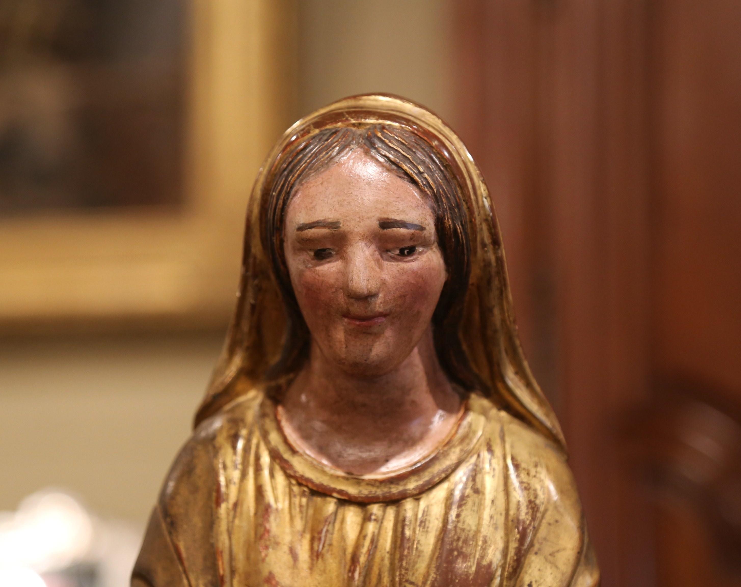 Mid-19th Century French Carved Giltwood and Polychromed Virgin Mary Statue For Sale 3