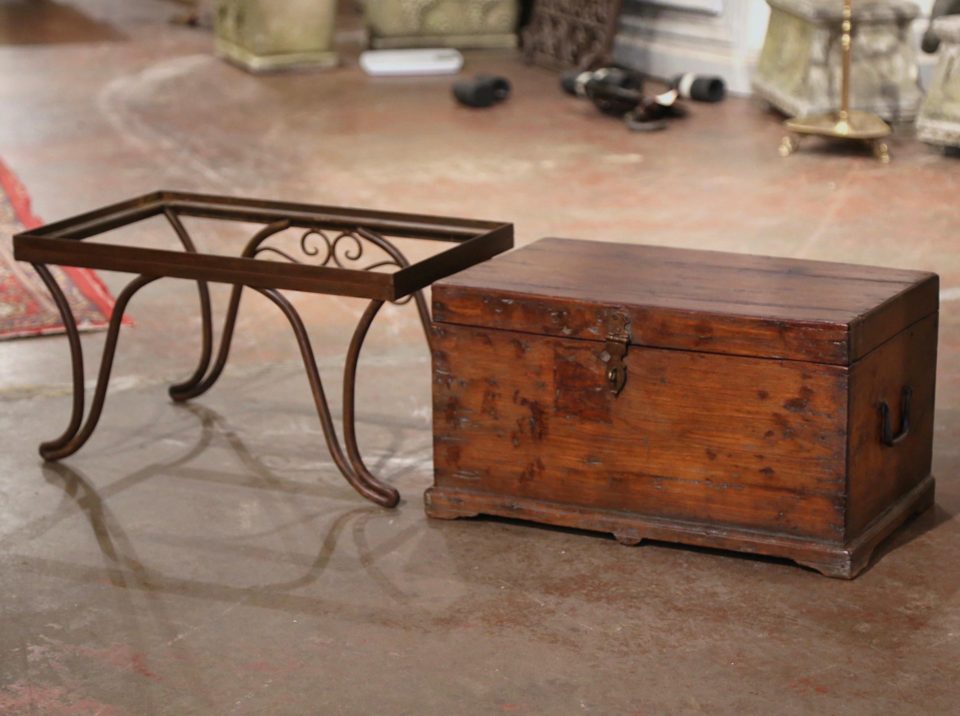 Mid-19th Century French Carved Oak Chest Trunk Side Table on Wrought Iron Stand For Sale 5