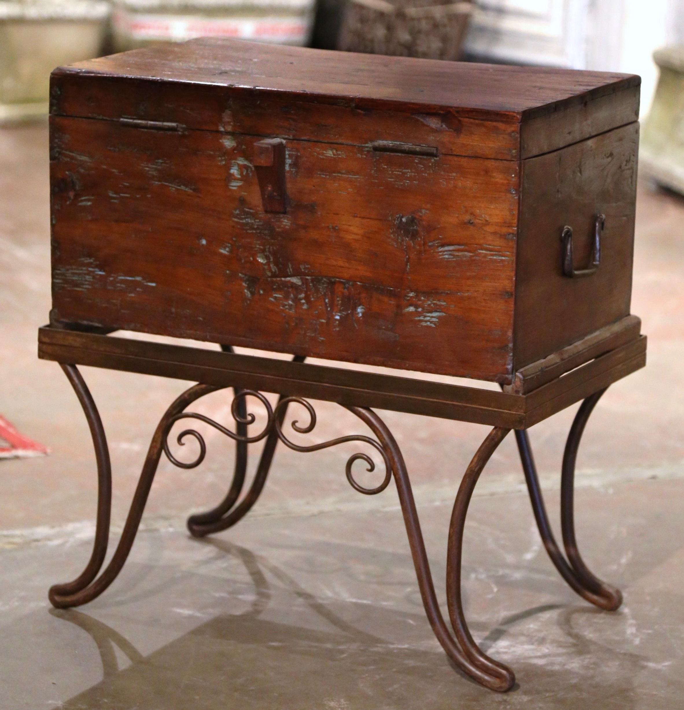Mid-19th Century French Carved Oak Chest Trunk Side Table on Wrought Iron Stand For Sale 4