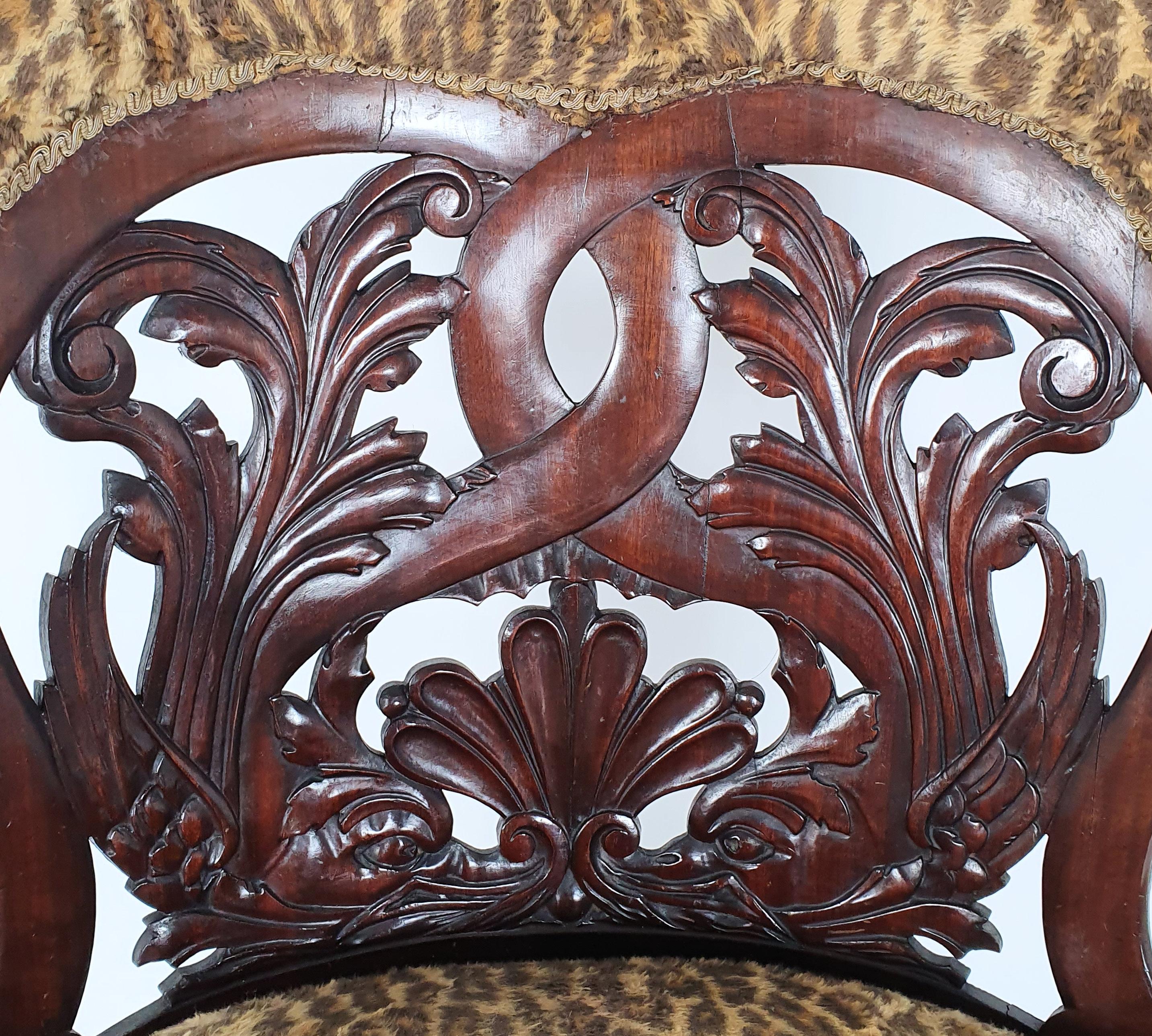 Mid-19th Century French Carved Walnut Desk Chair For Sale 1