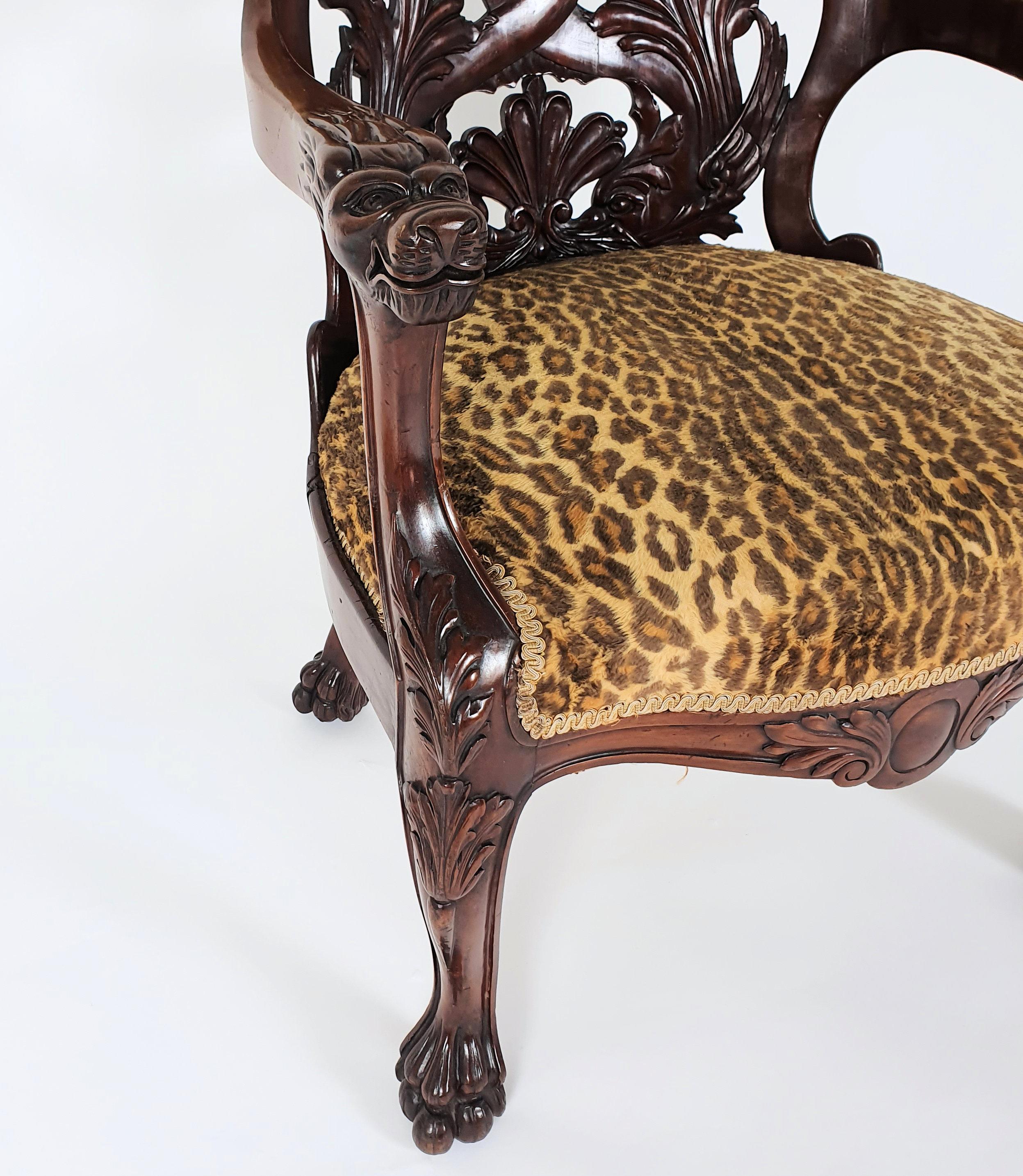 Mid-19th Century French Carved Walnut Desk Chair For Sale 2