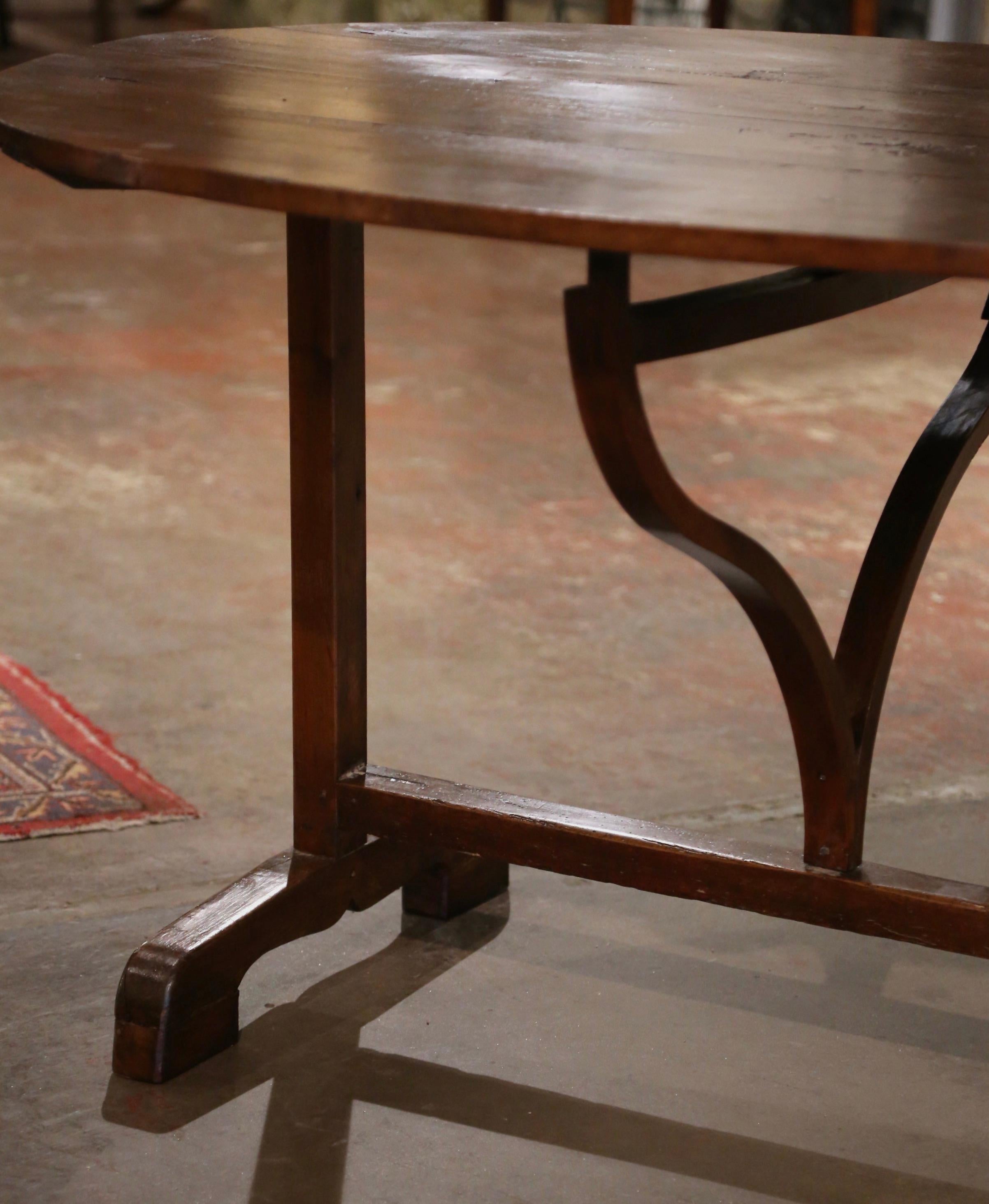 Mid-19th Century French Carved Walnut Tilt-Top Wine Tasting Table from Bordeaux 8