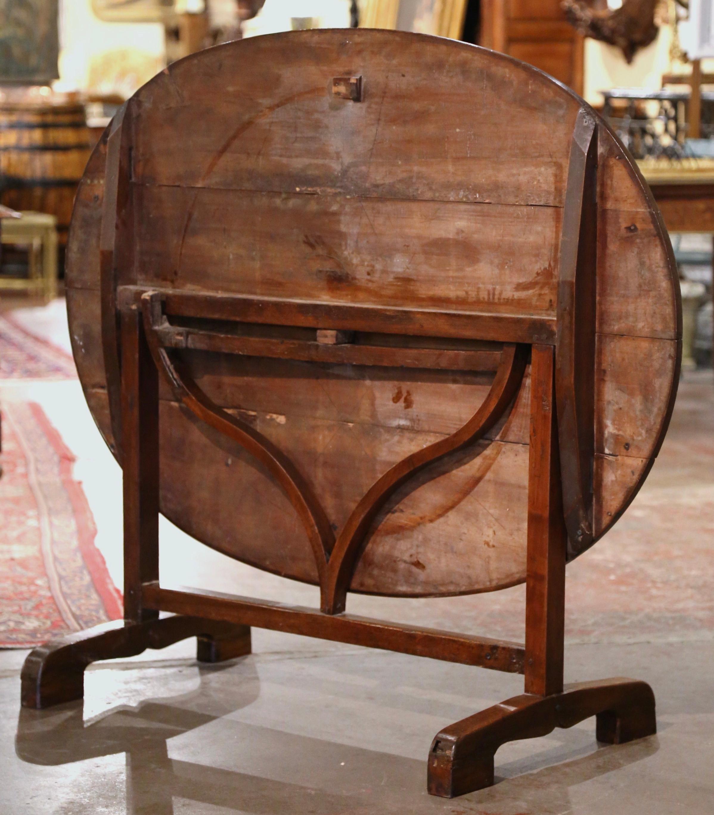 Mid-19th Century French Carved Walnut Tilt-Top Wine Tasting Table from Bordeaux 9