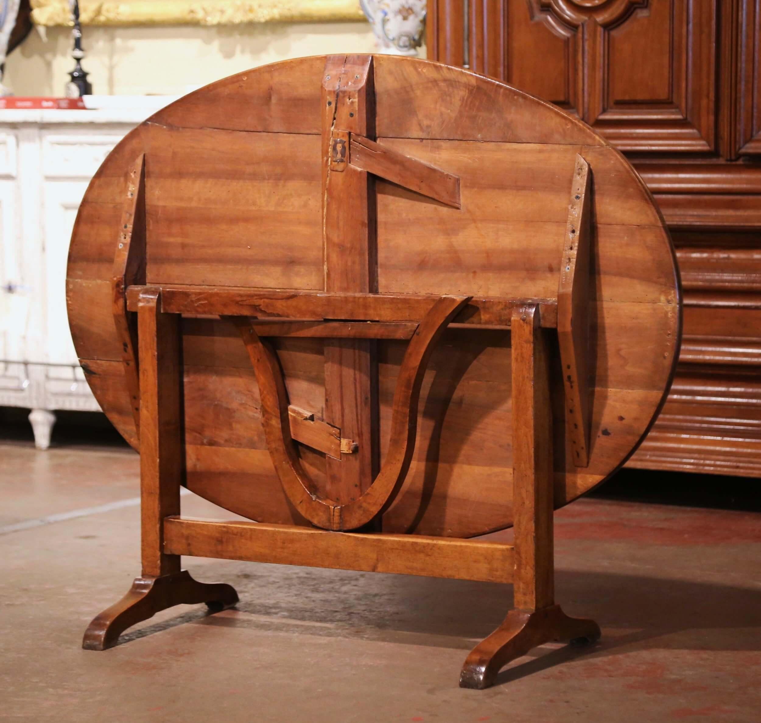 Mid-19th Century French Carved Walnut Tilt-Top Wine Tasting Table from Bordeaux 3