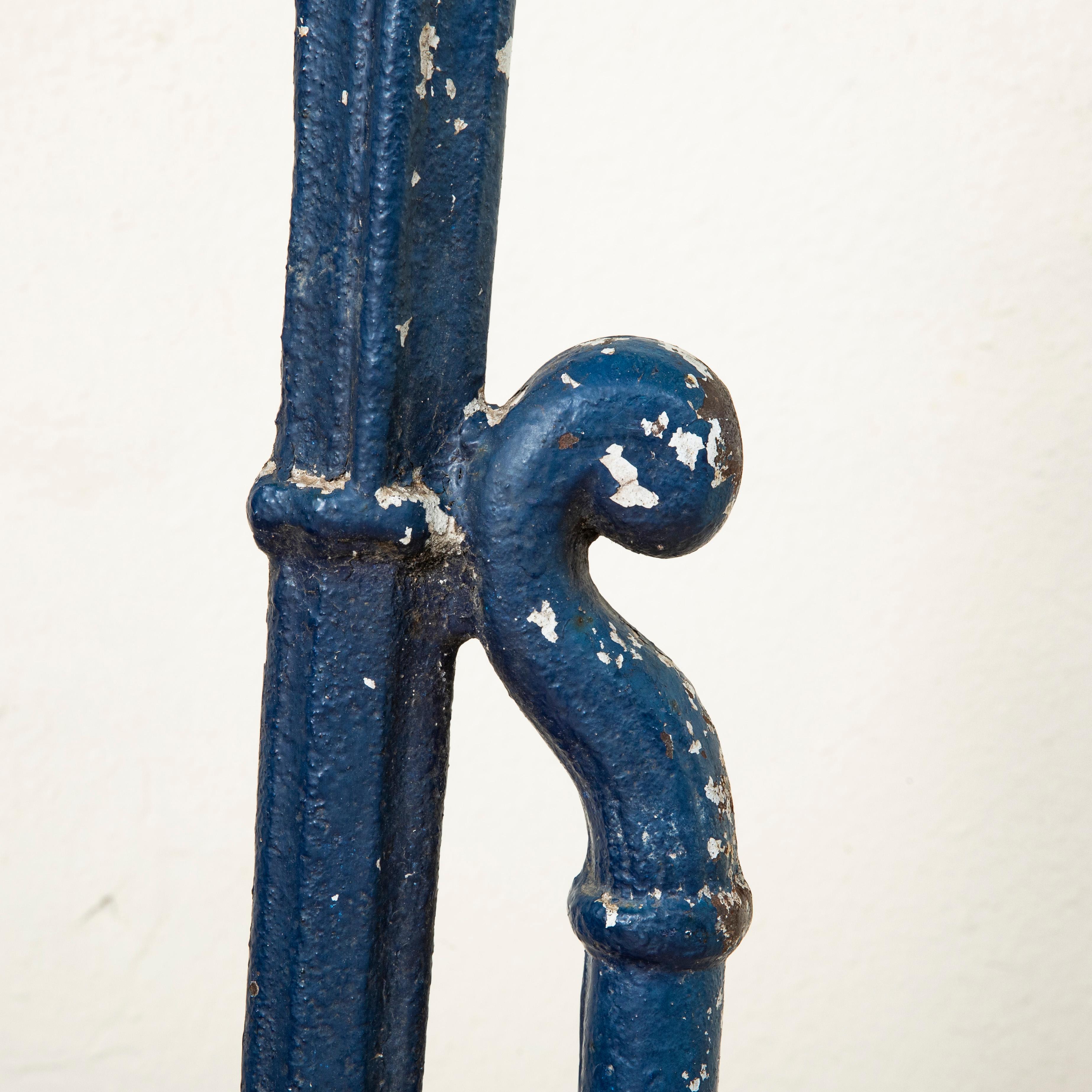 Mid-19th Century French Cast Iron Pump or Fountain from Normandy For Sale 12