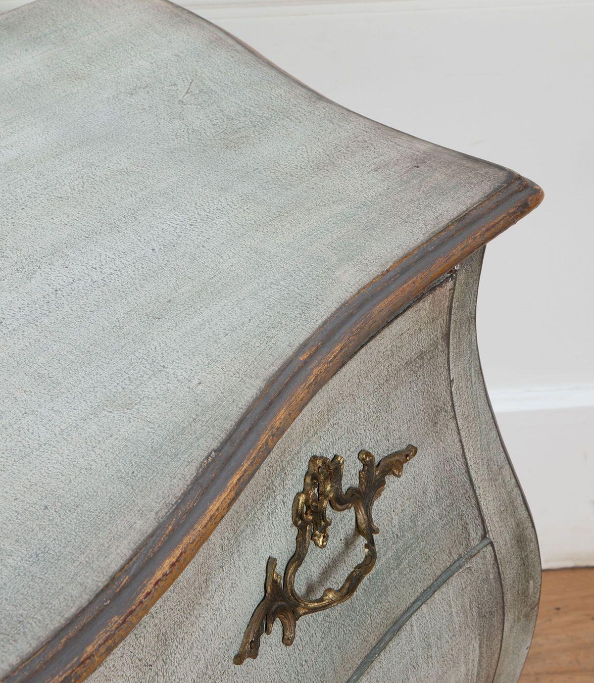 Mid-19th Century French Commode in vendita 1