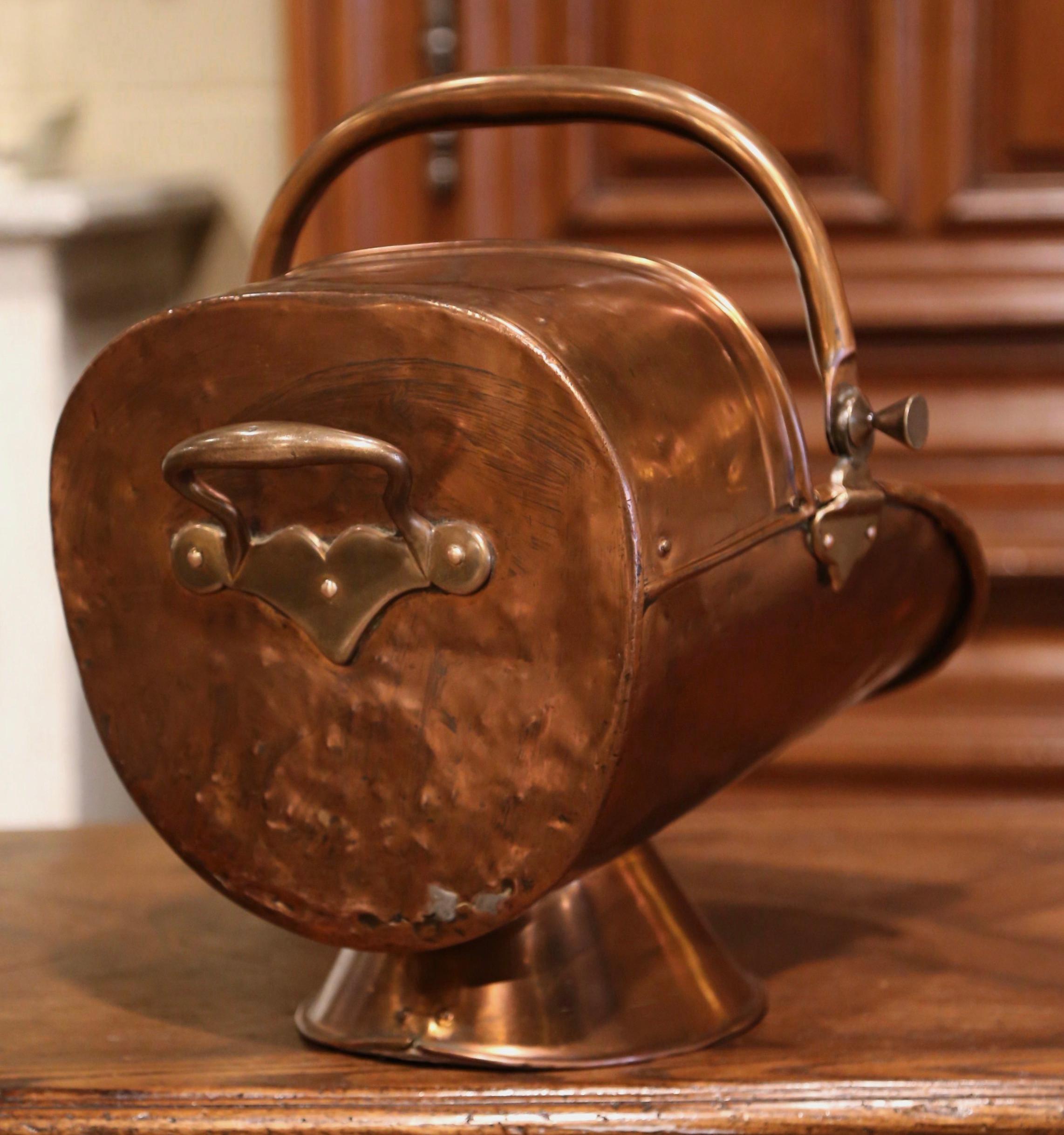 Mid-19th Century French Copper and Brass Coal Bucket with Dual Handles 2