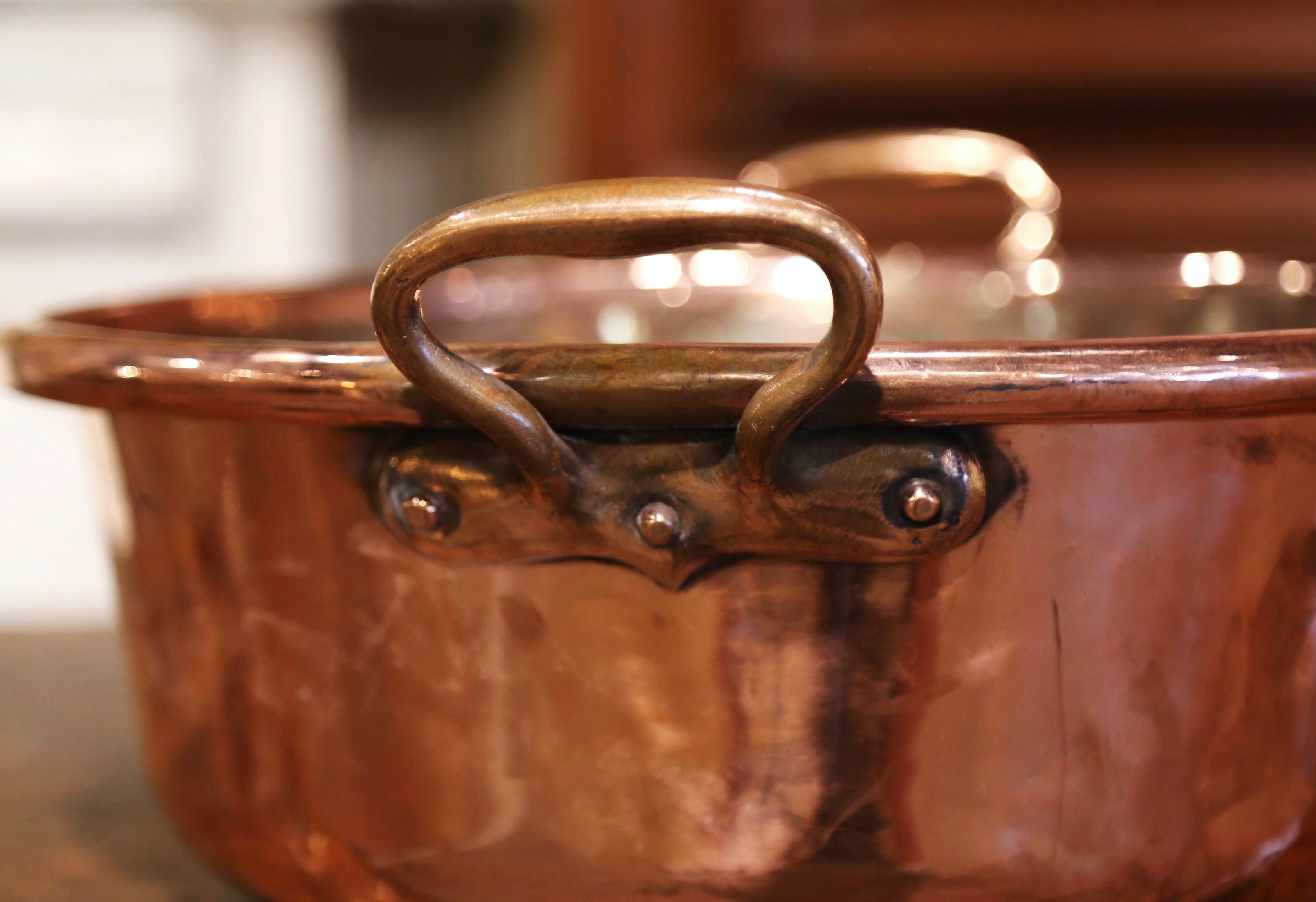Mid-19th Century French Copper and Brass Jelly Boiling Bowl In Excellent Condition In Dallas, TX