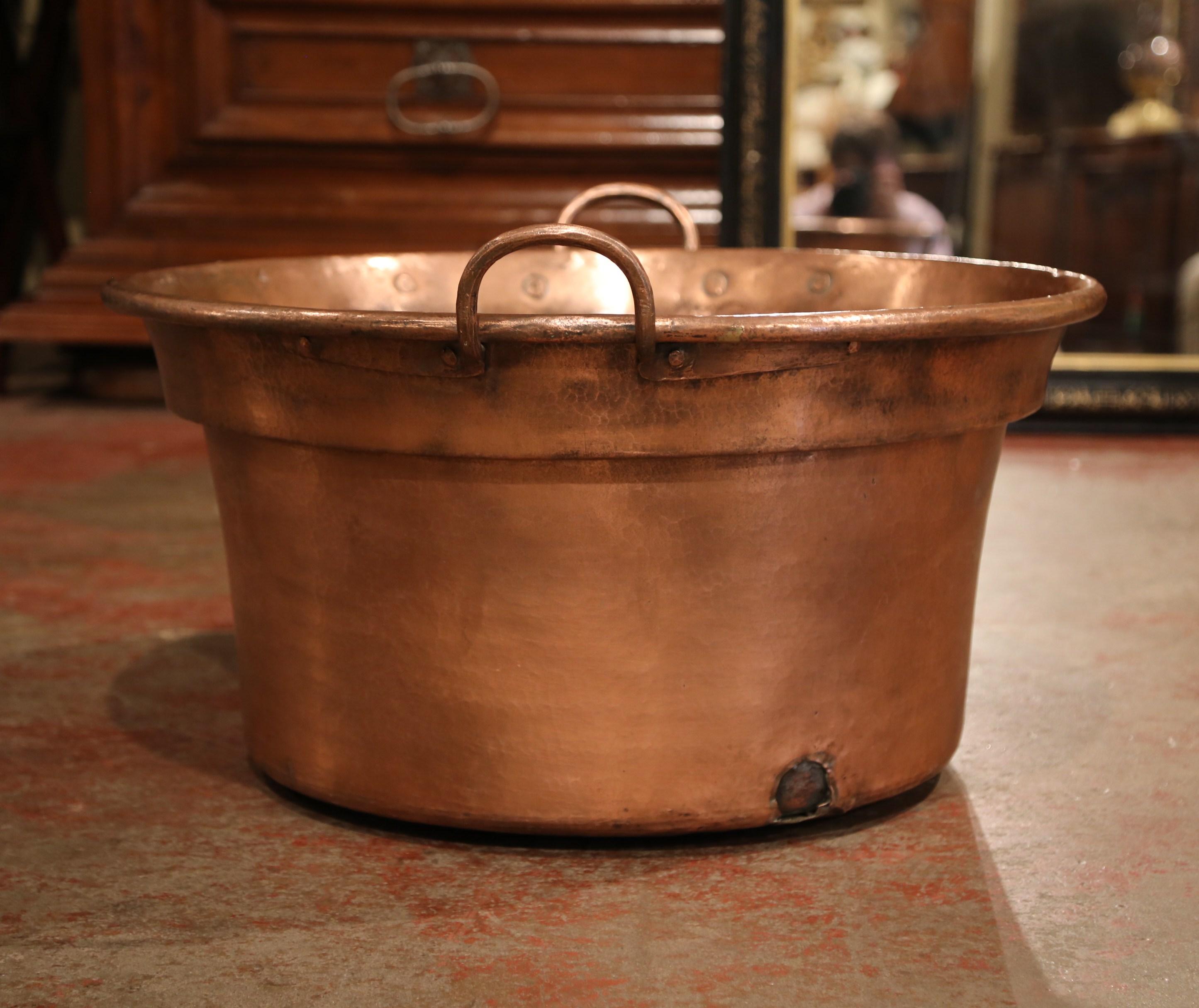 Mid-19th Century French Copper and Brass Jelly Boiling Bowl from Normandy In Good Condition In Dallas, TX