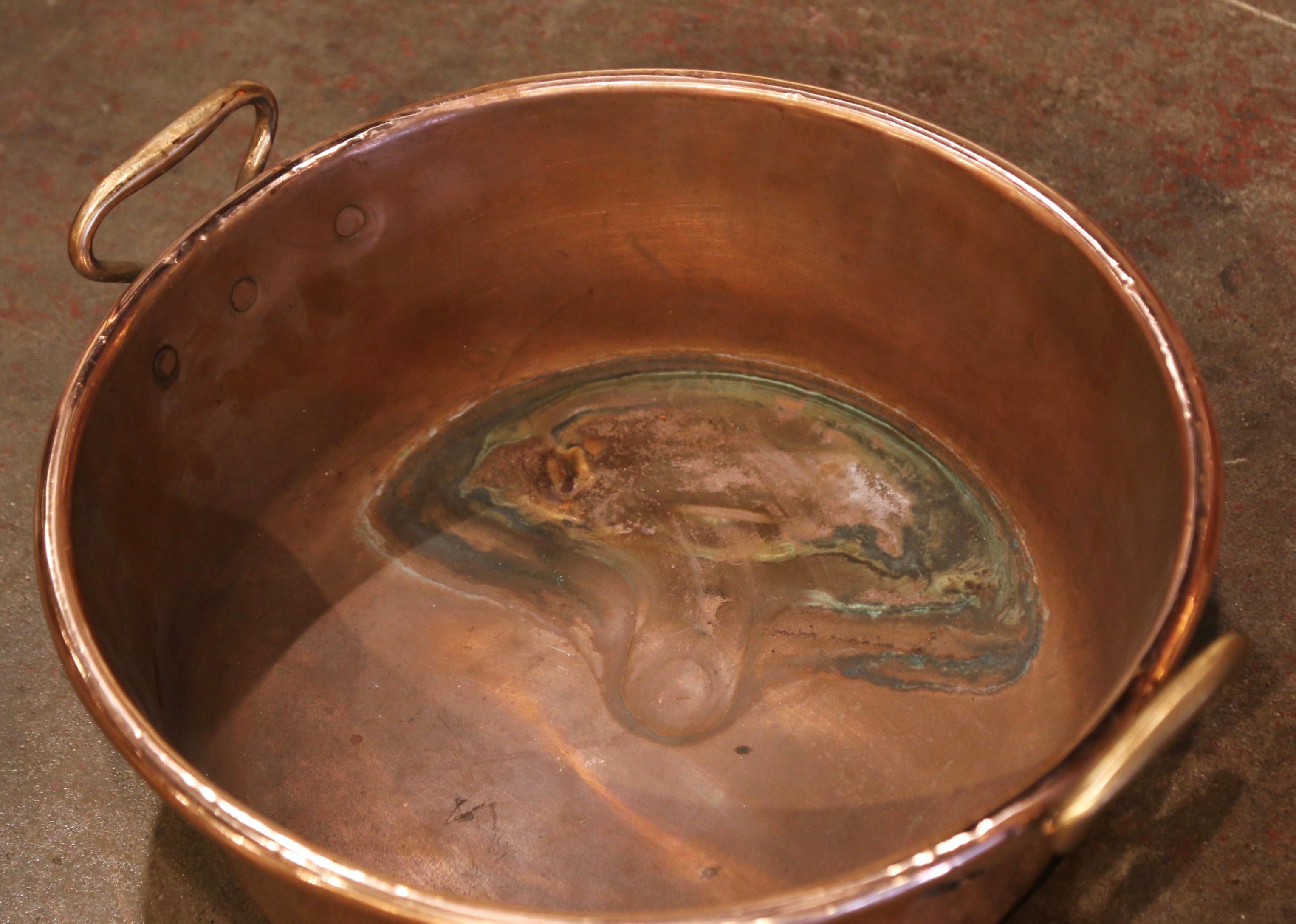 Mid-19th Century French Copper and Brass Jelly Boiling Bowl with Handles 6