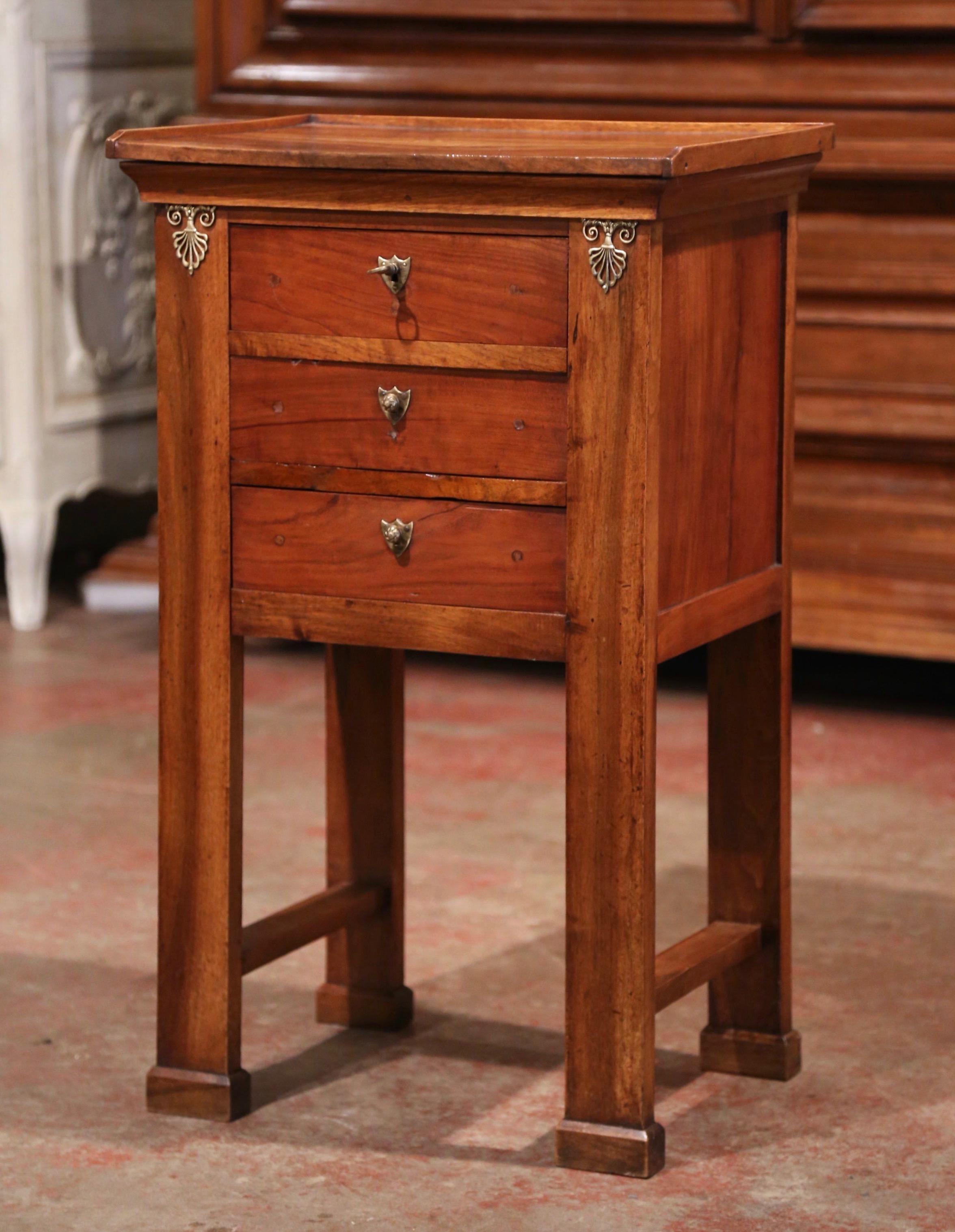 Mid-19th Century French Empire Walnut Bedside Table with Drawers In Excellent Condition In Dallas, TX