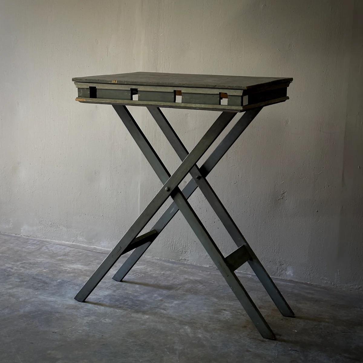 Country Mid-19th Century French Folding Presentation Table For Sale