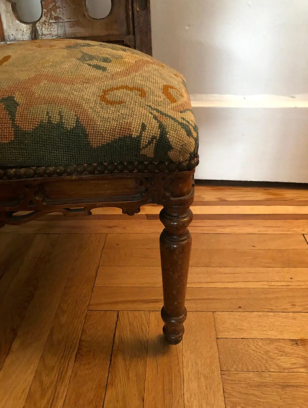 XIX secolo Sedia francese a punta d'ago e gotchic della metà del 19° secolo in vendita