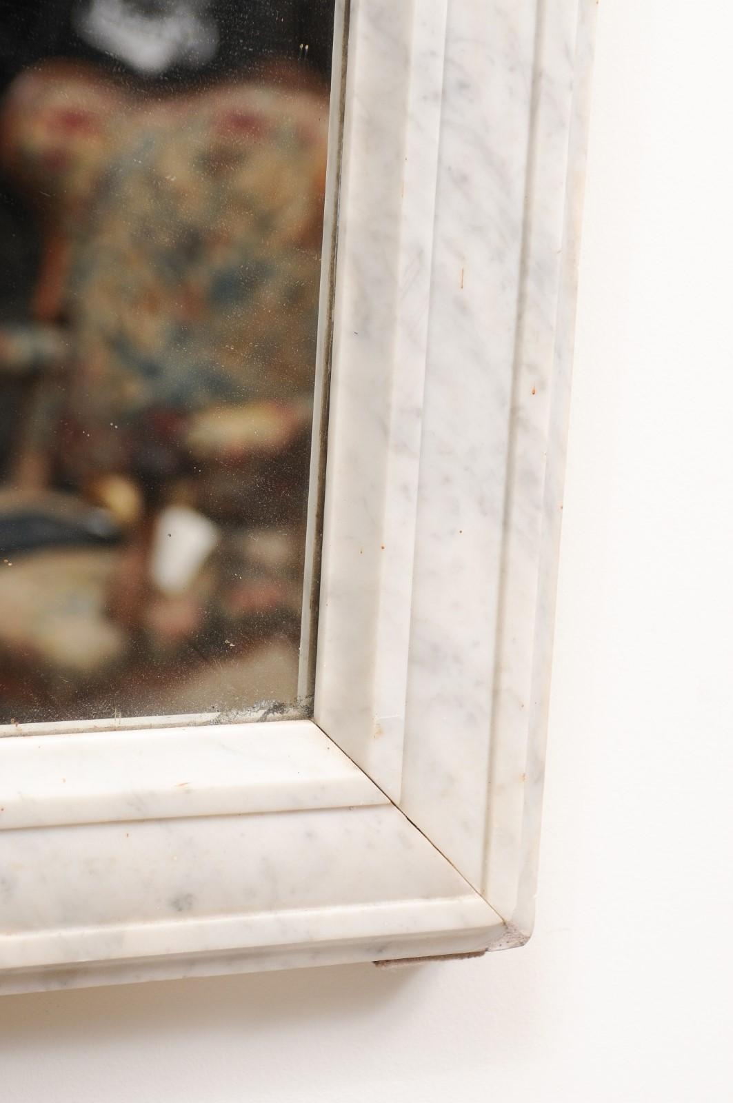 Miroir en marbre blanc et gris du milieu du 19e siècle (France) en vente 7