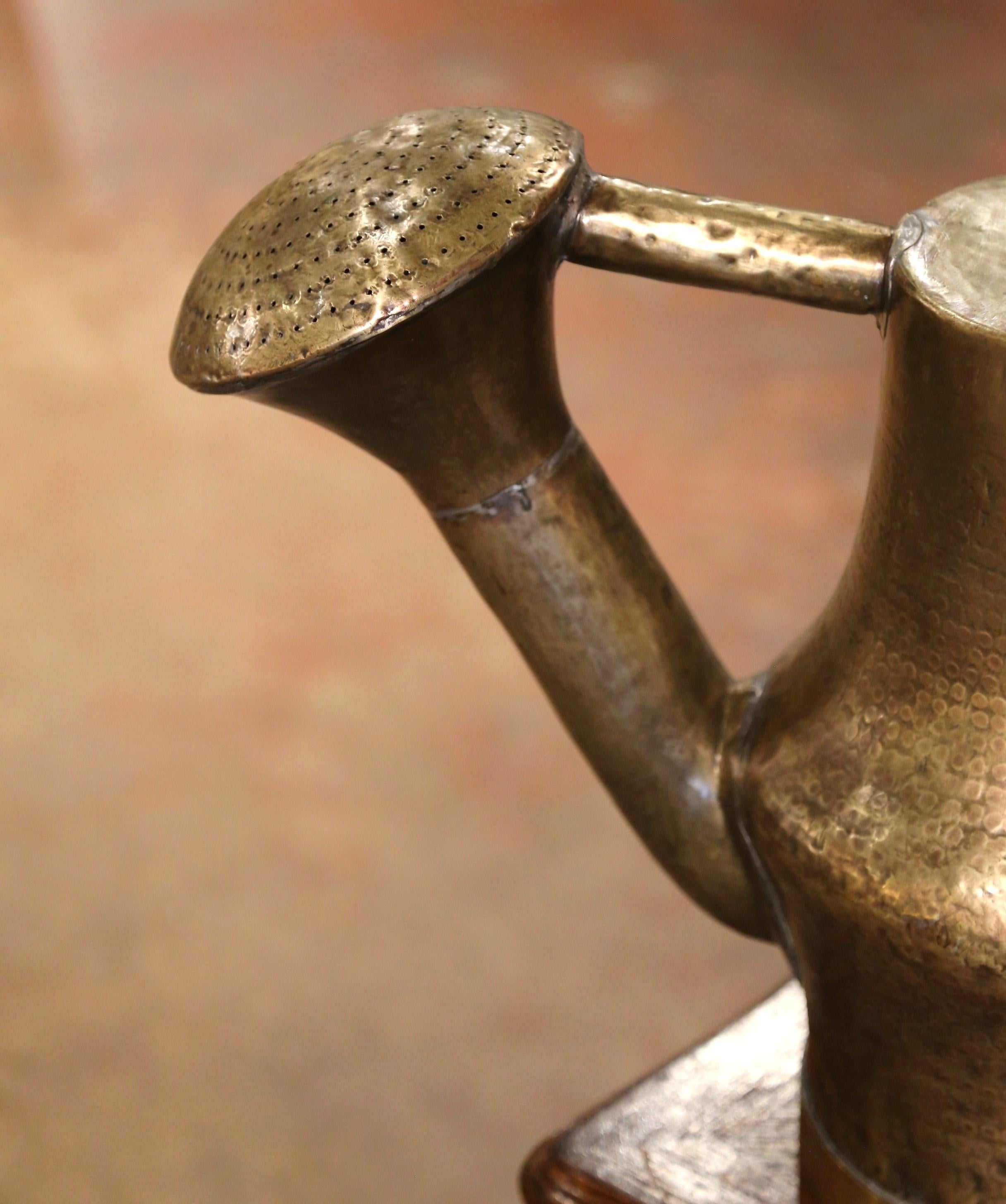 Mid 19th Century French Hammered Brass Watering Can For Sale 2