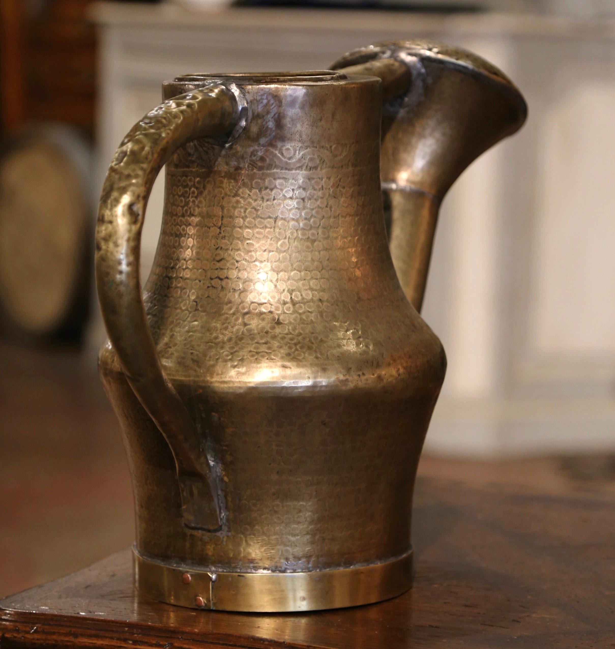 Mid 19th Century French Hammered Brass Watering Can For Sale 4
