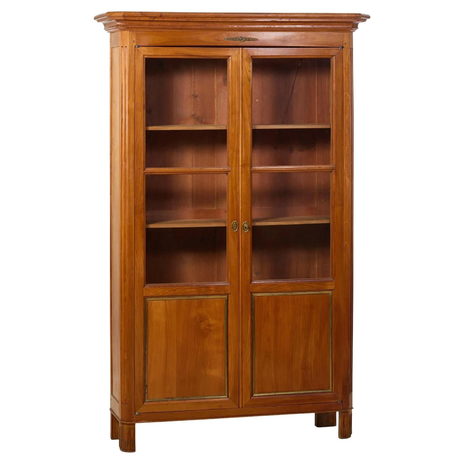 Mitte 19. Jahrhundert Französisch Louis Philippe Bücherregal im Angebot