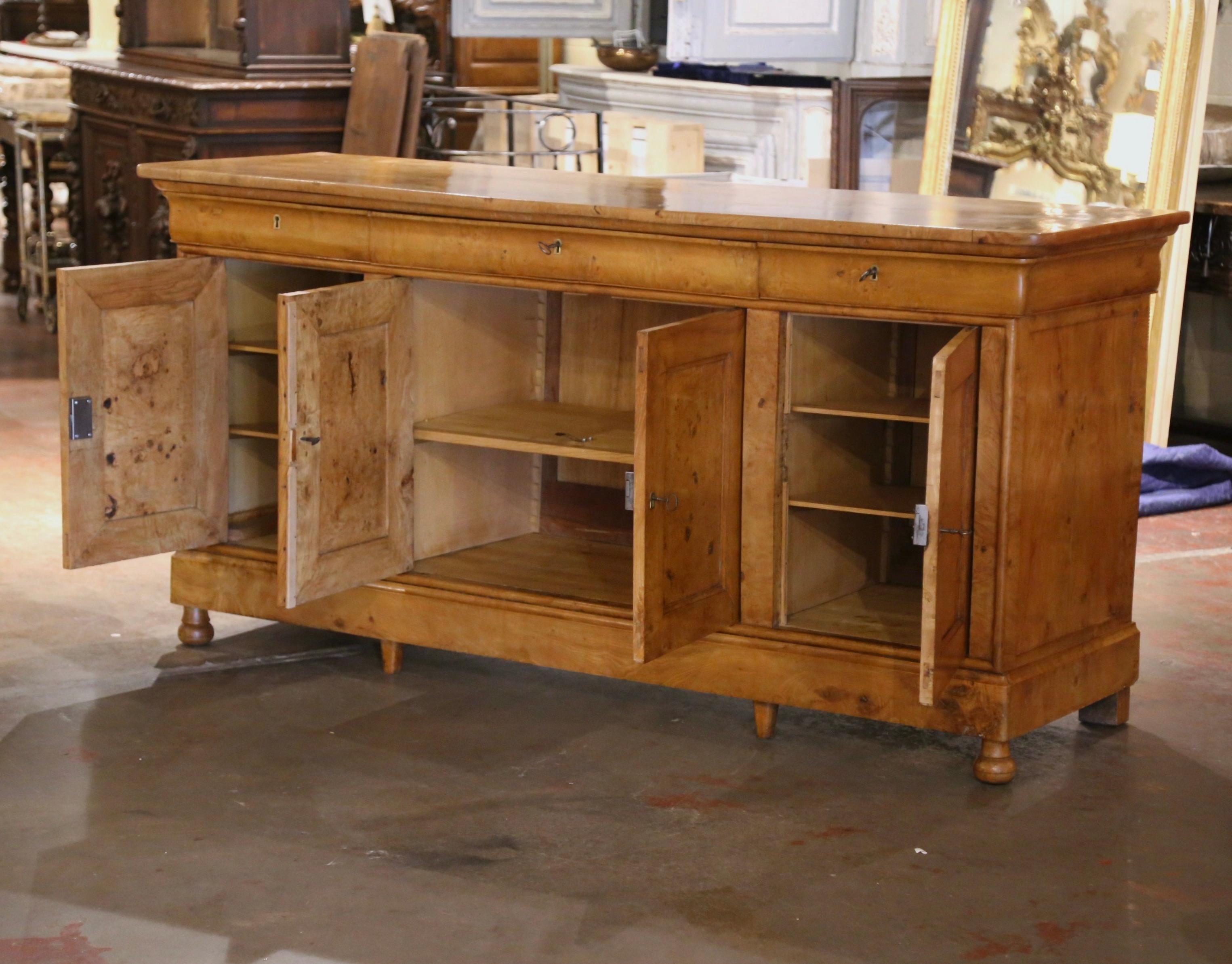 Mid-19th Century French Louis Philippe Carved Elm Four-Door Enfilade Sideboard For Sale 4