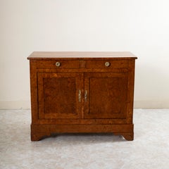 Buffet ou bahut en loupe d'orme d'époque Louis Philippe du milieu du XIXe siècle