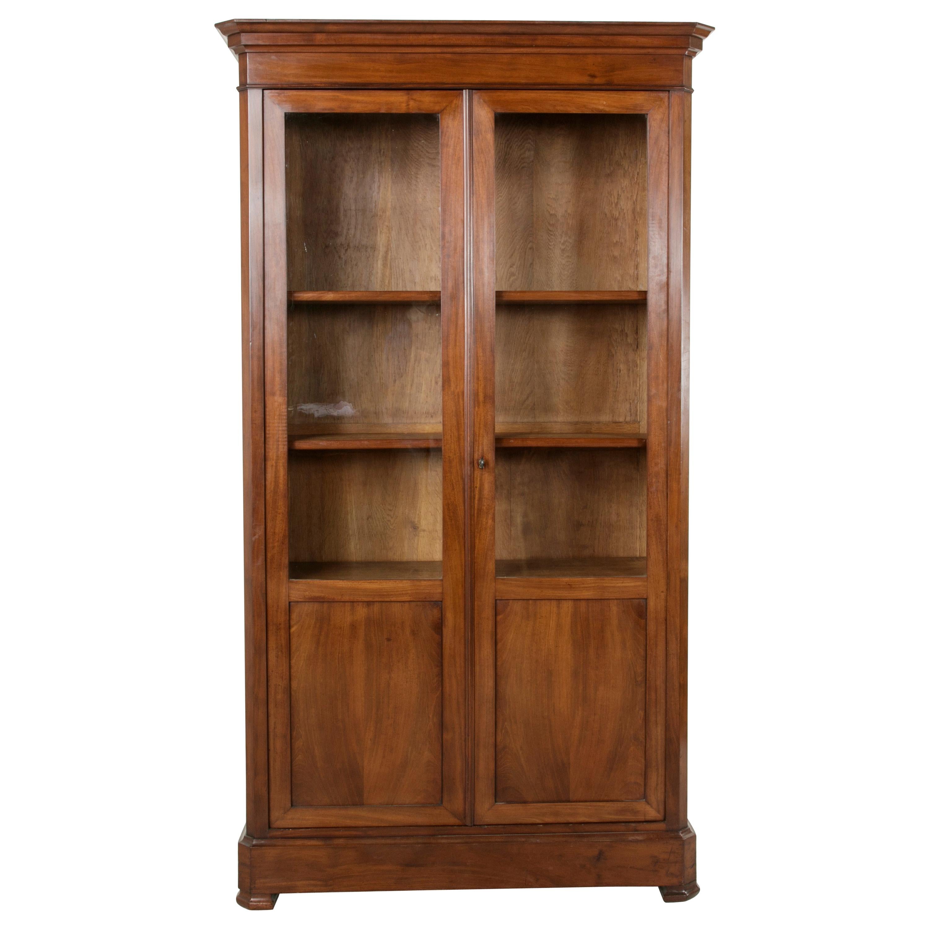 Mid-19th Century French Louis Philippe Period Mahogany Bookcase or Vitrine