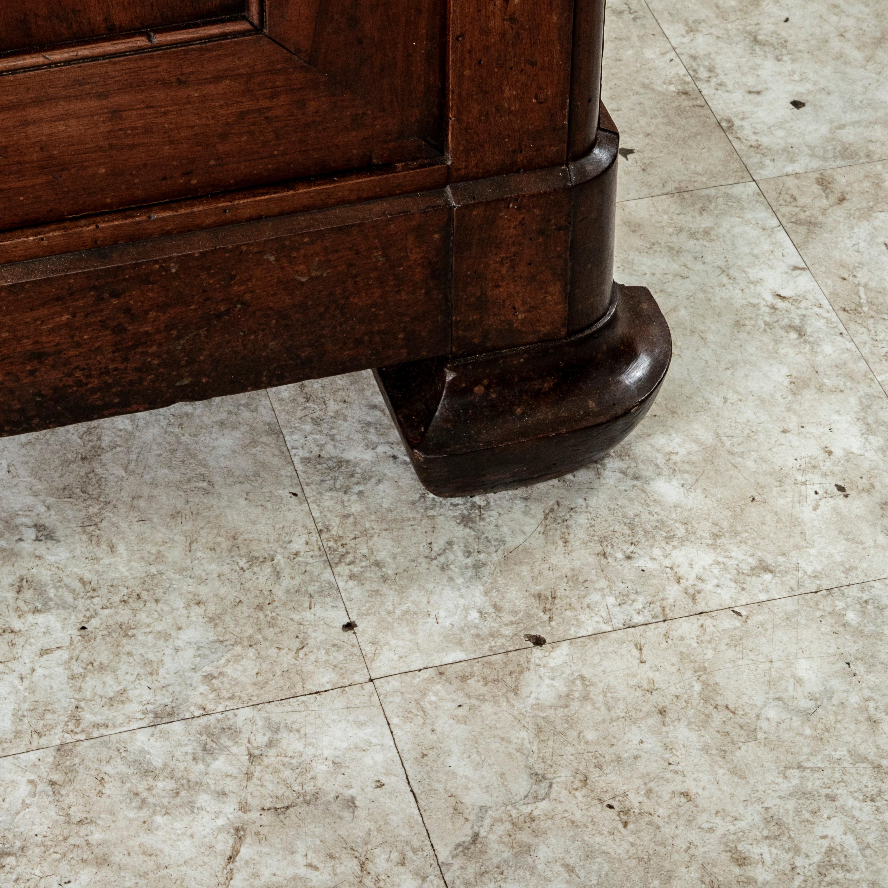 Enfilade in noce in stile Louis Philippe della metà del XIX secolo, credenza, marmo in vendita 8