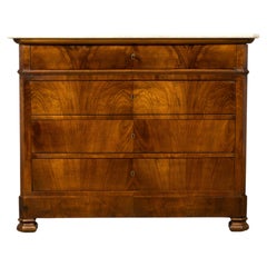 Commode Louis-Philippe du milieu du XIXe siècle, en noyer et marbre, France