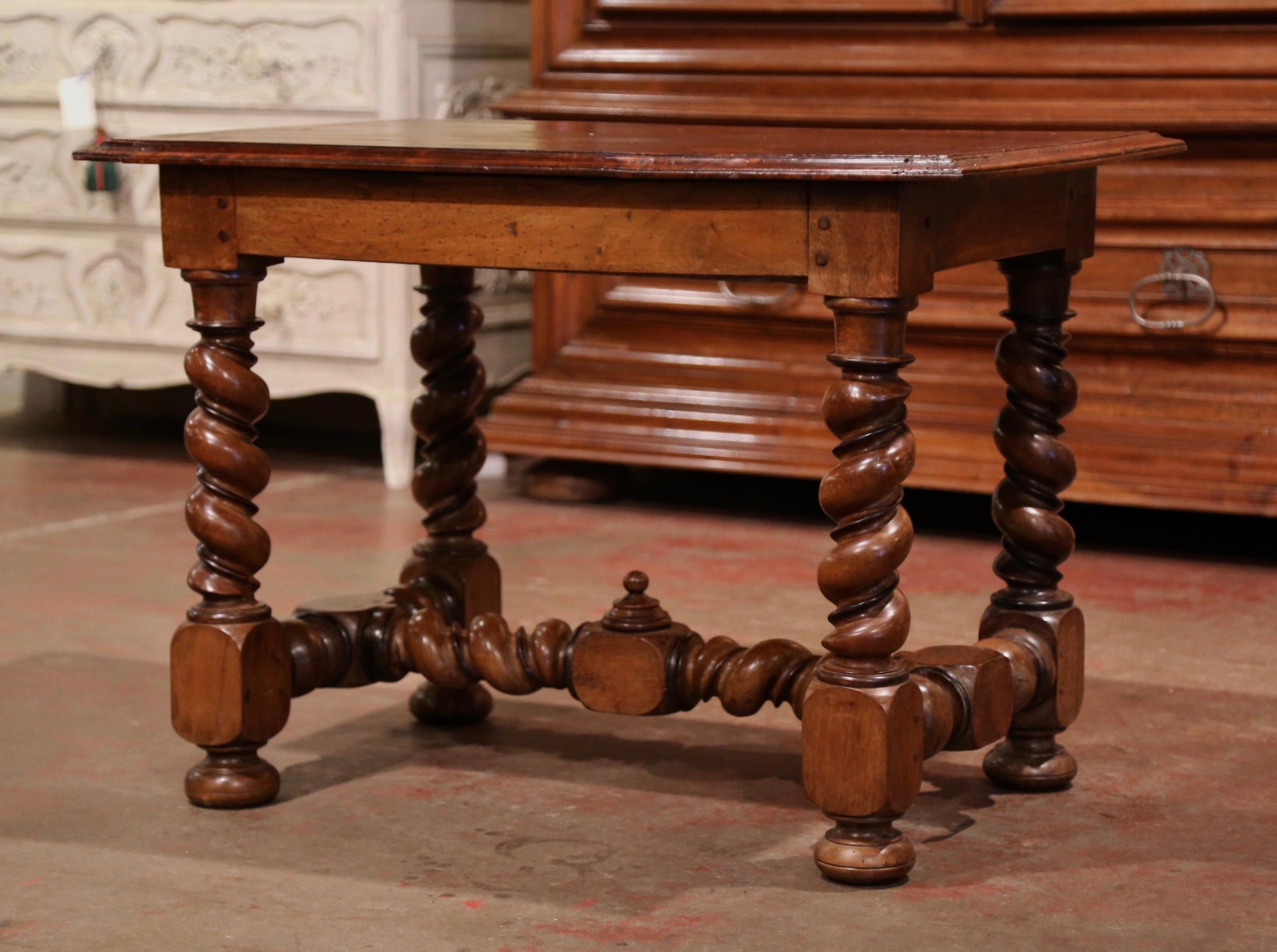 19th Century French Louis XIII Carved Barley Twist Walnut Table Desk For Sale 6
