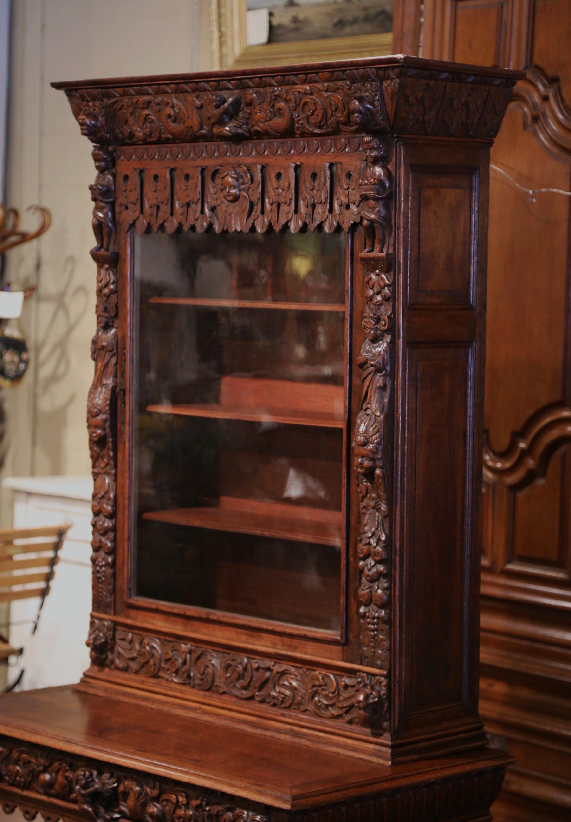 Hand-Carved Mid-19th Century French Louis XIII Heavily Carved Oak Secretary Bookcase Desk For Sale