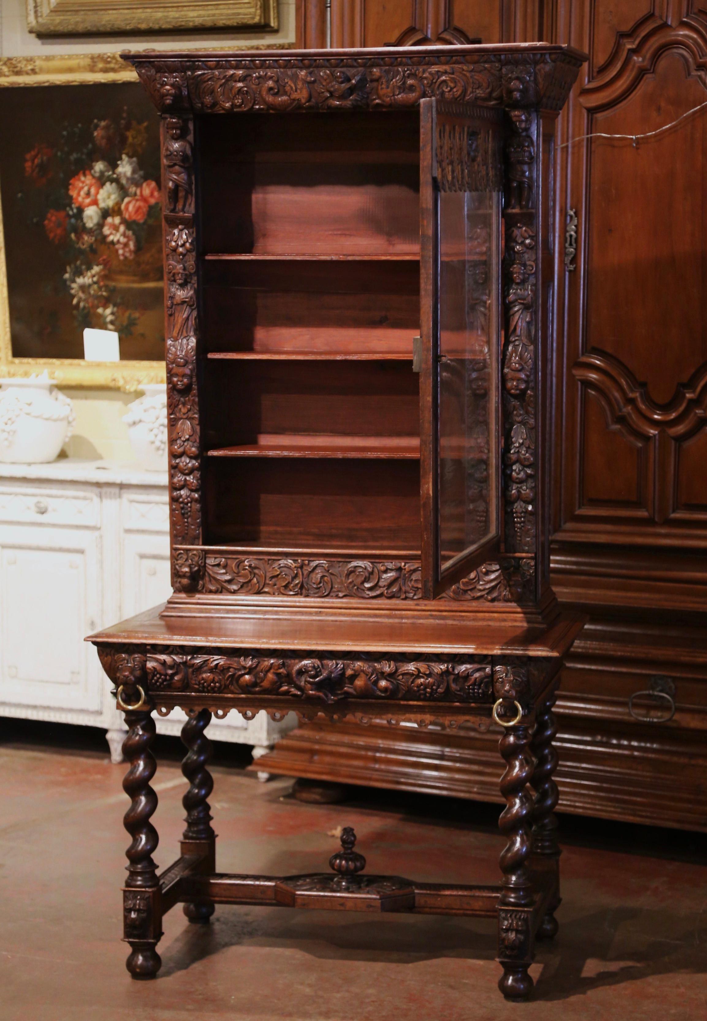 Mid-19th Century French Louis XIII Heavily Carved Oak Secretary Bookcase Desk For Sale 5