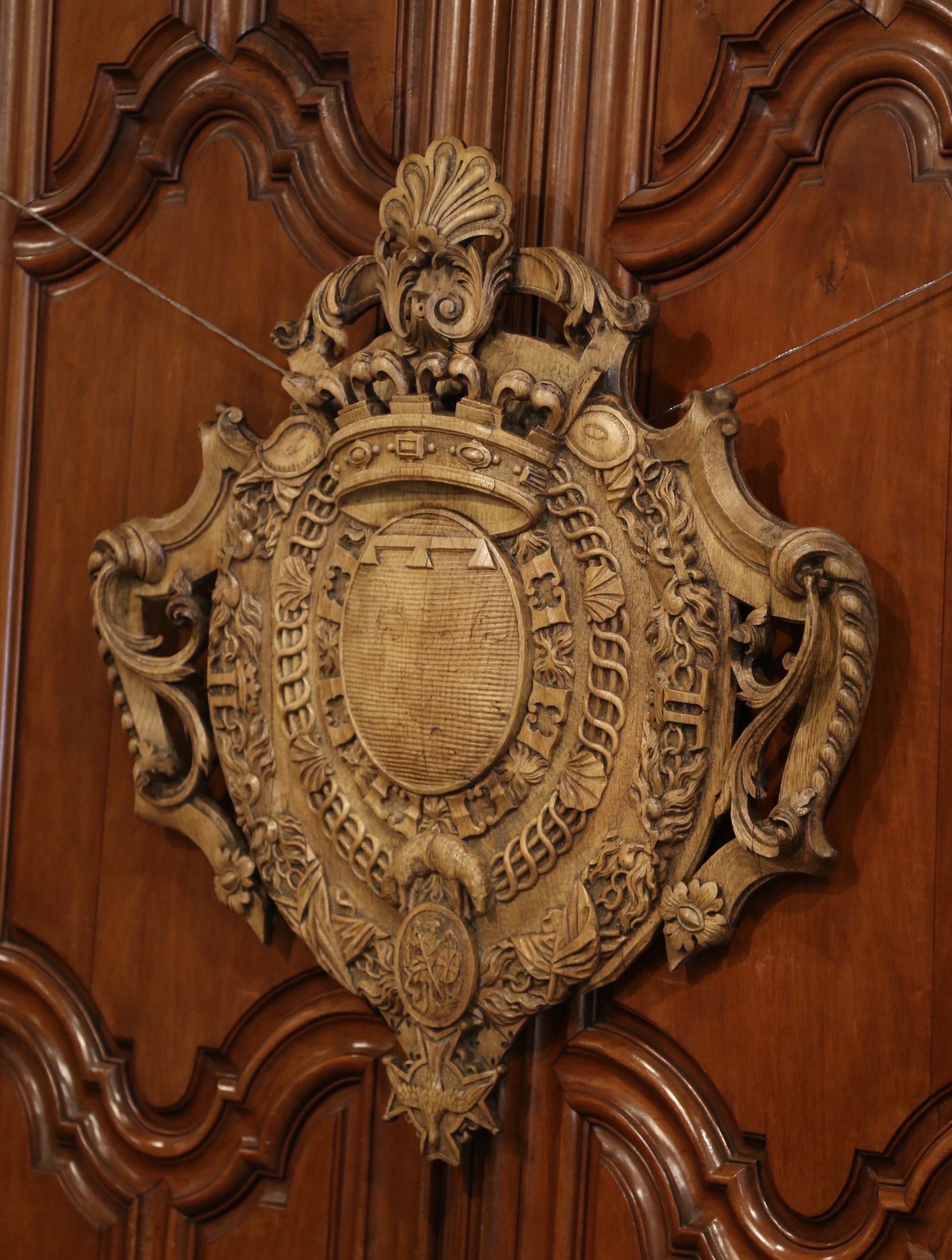 Mid-19th Century French Louis XV Carved Oak Wall Mounted Shield Sculpture 3