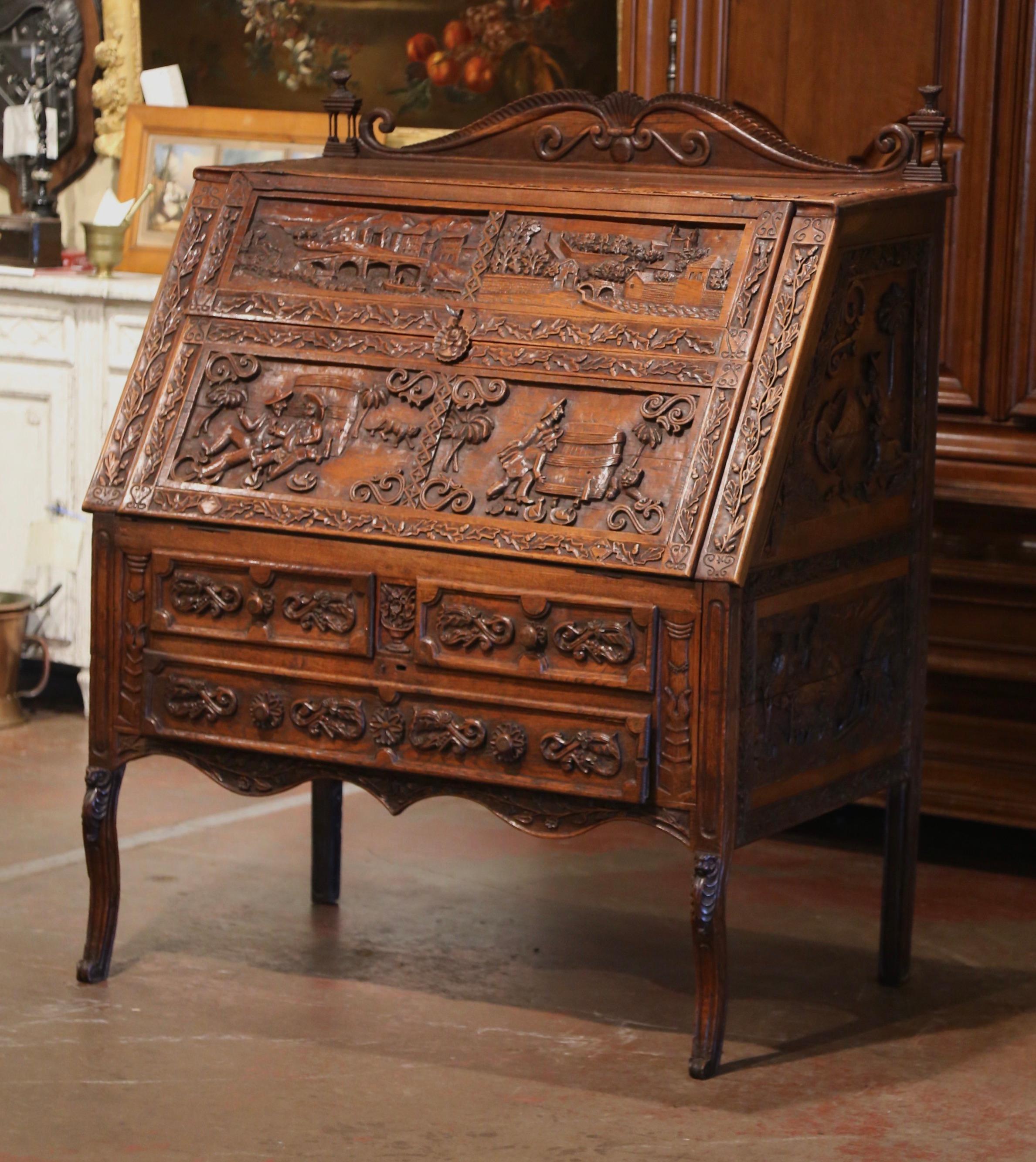 Mid-19th Century French Louis XV Heavily Carved Oak Desk Secretary In Excellent Condition For Sale In Dallas, TX