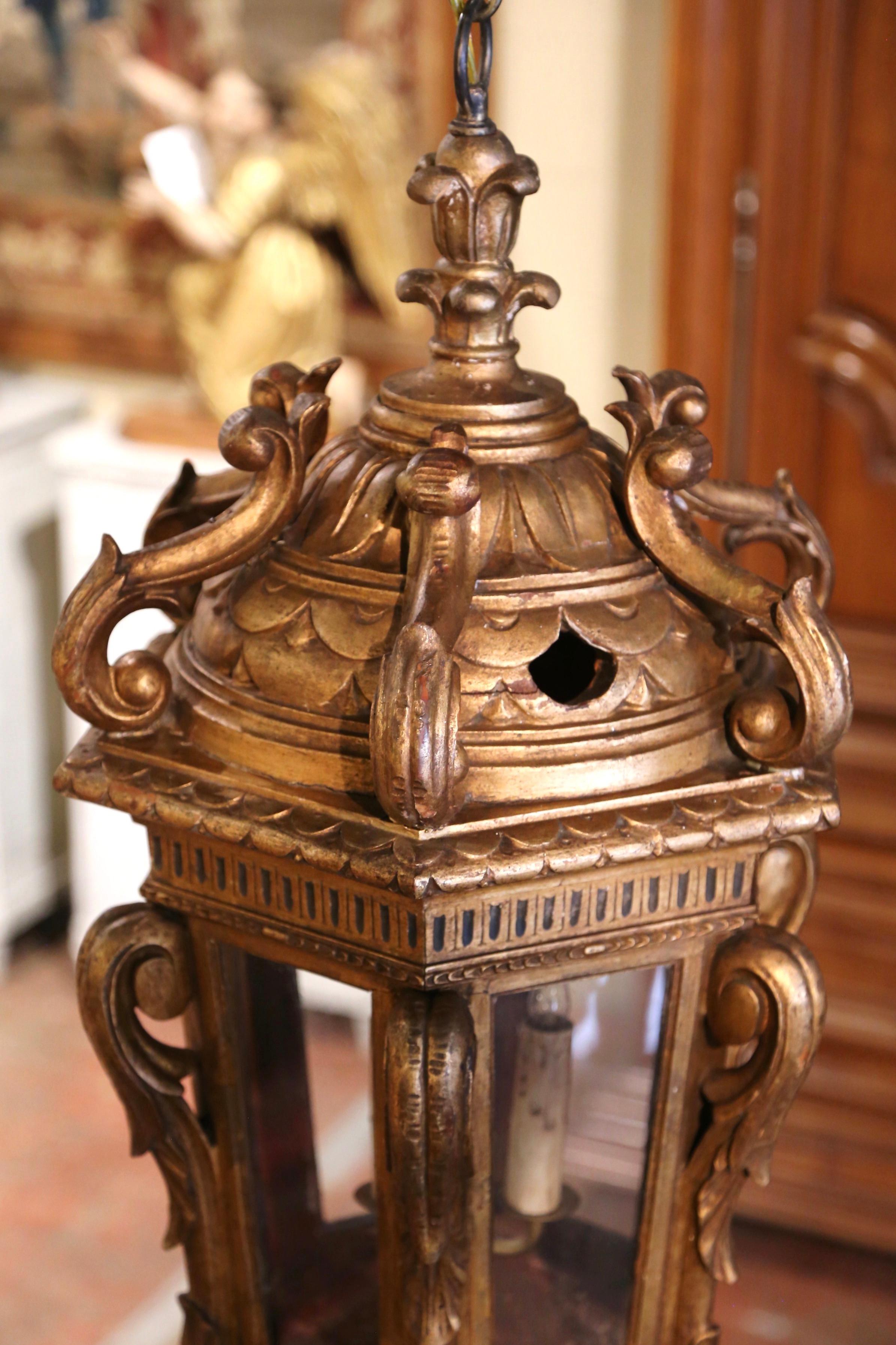 Mid-19th Century French Louis XV Rococo Carved Giltwood Three-Light Lantern For Sale 3