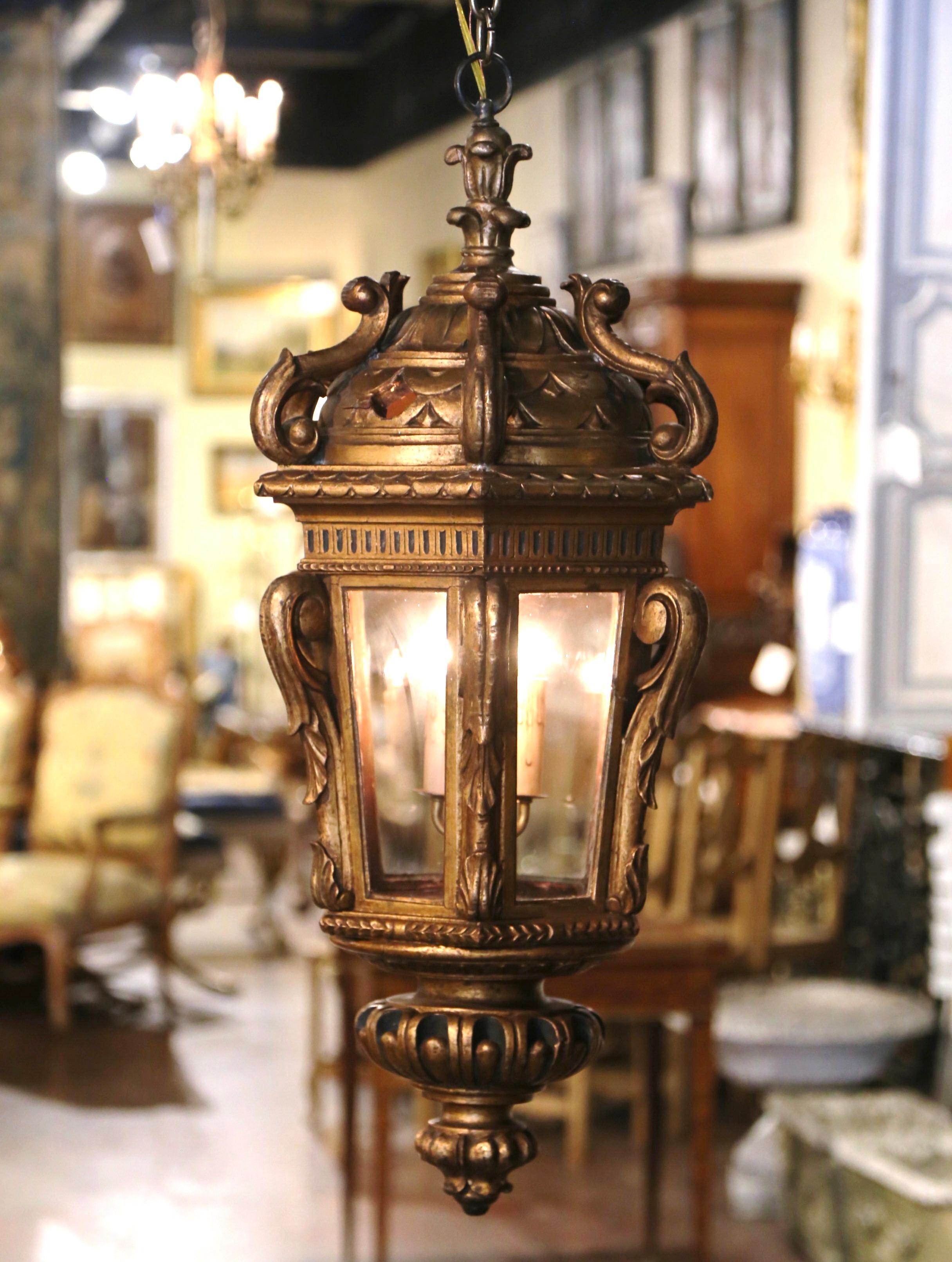 Mid-19th Century French Louis XV Rococo Carved Giltwood Three-Light Lantern For Sale 4