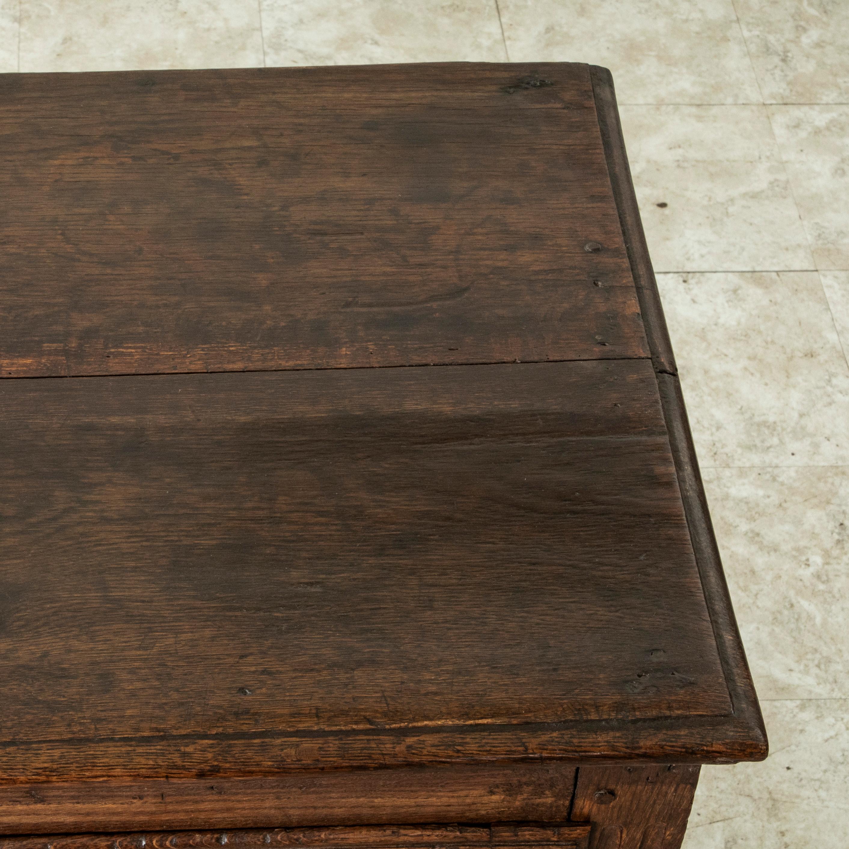 Mid-19th Century French Louis XVI Style Hand Carved Walnut Chest or Commode en vente 4