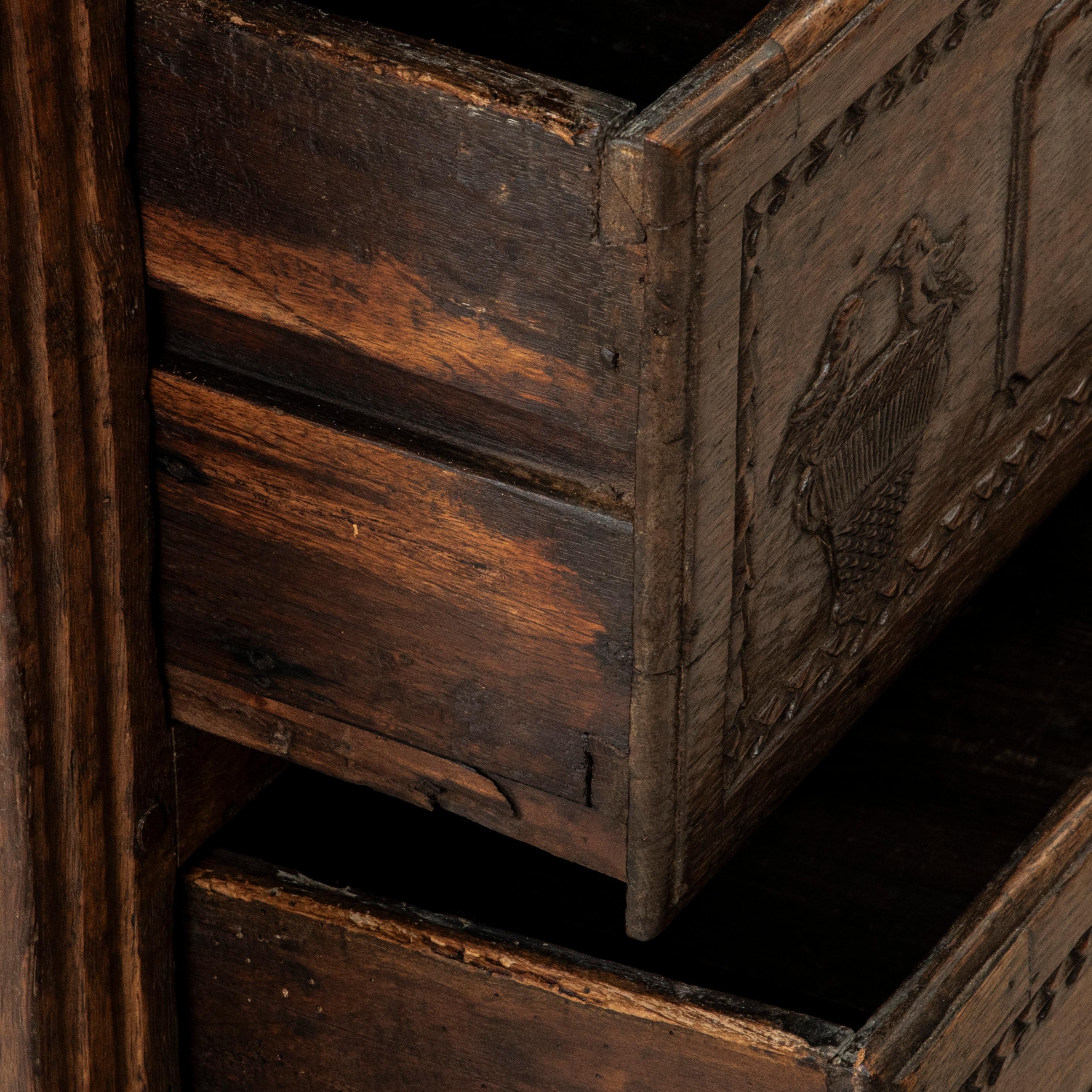 Mid-19th Century French Louis XVI Style Hand Carved Walnut Chest or Commode en vente 1