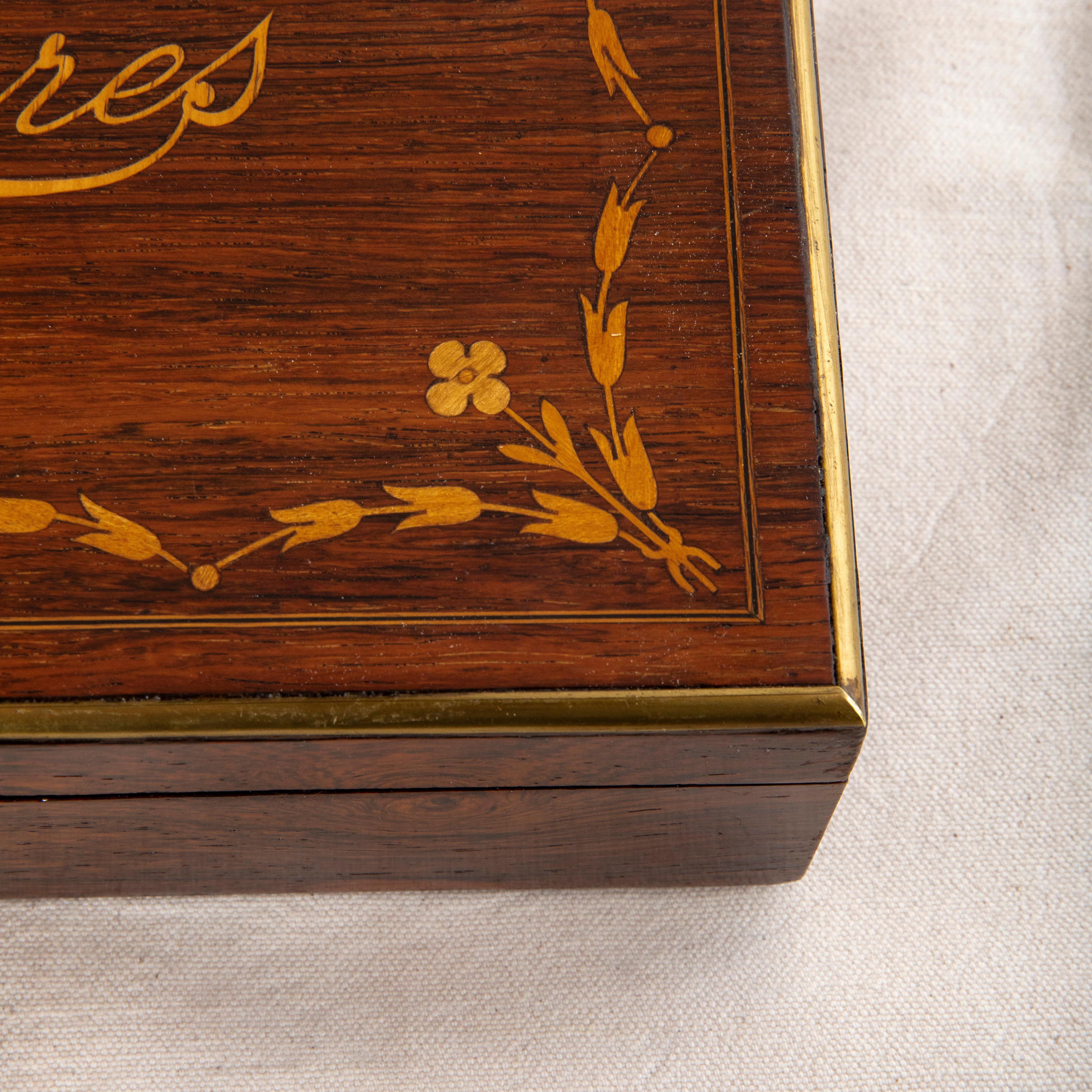 Mid-19th Century French Napoleon III Period Marquetry Cigar Box, Music Box For Sale 6