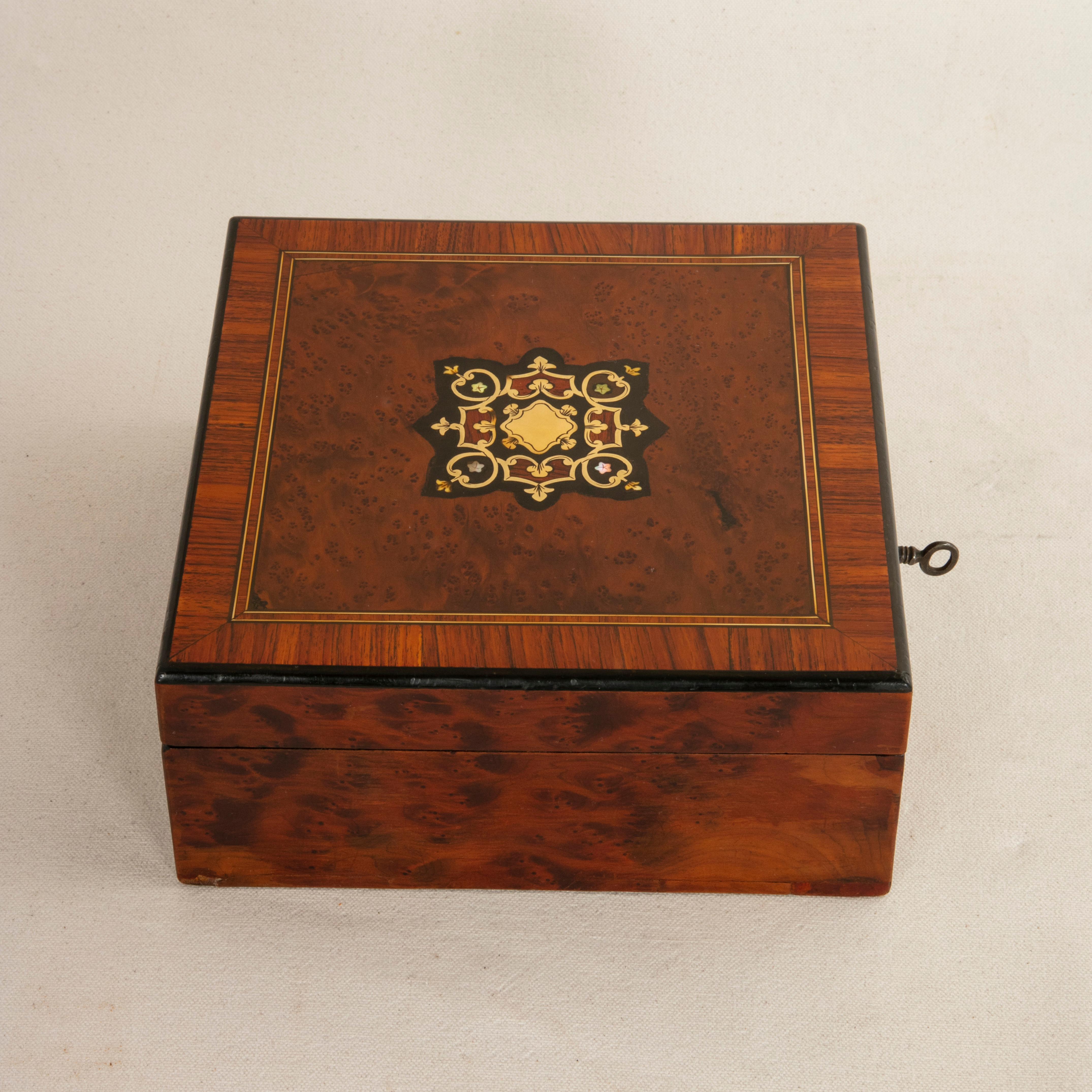 Mid-19th Century French Napoleon III Period Rosewood, Thuya, Marquetry Box 1