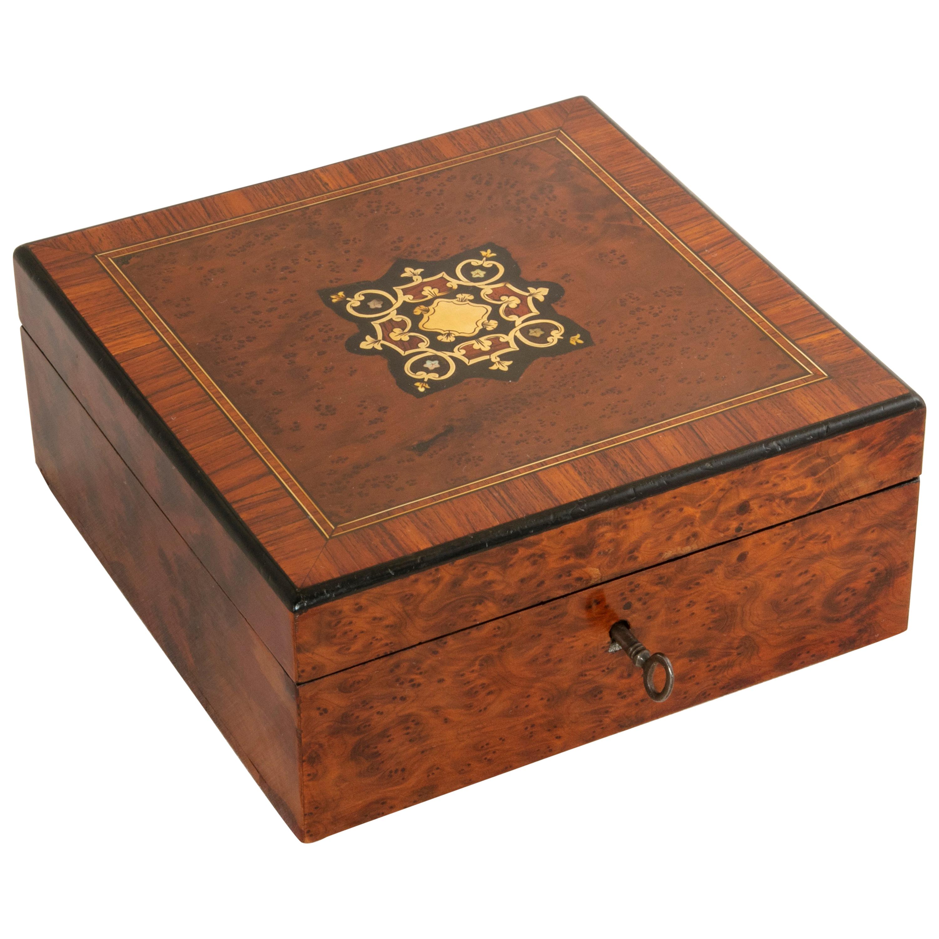 Mid-19th Century French Napoleon III Period Rosewood, Thuya, Marquetry Box