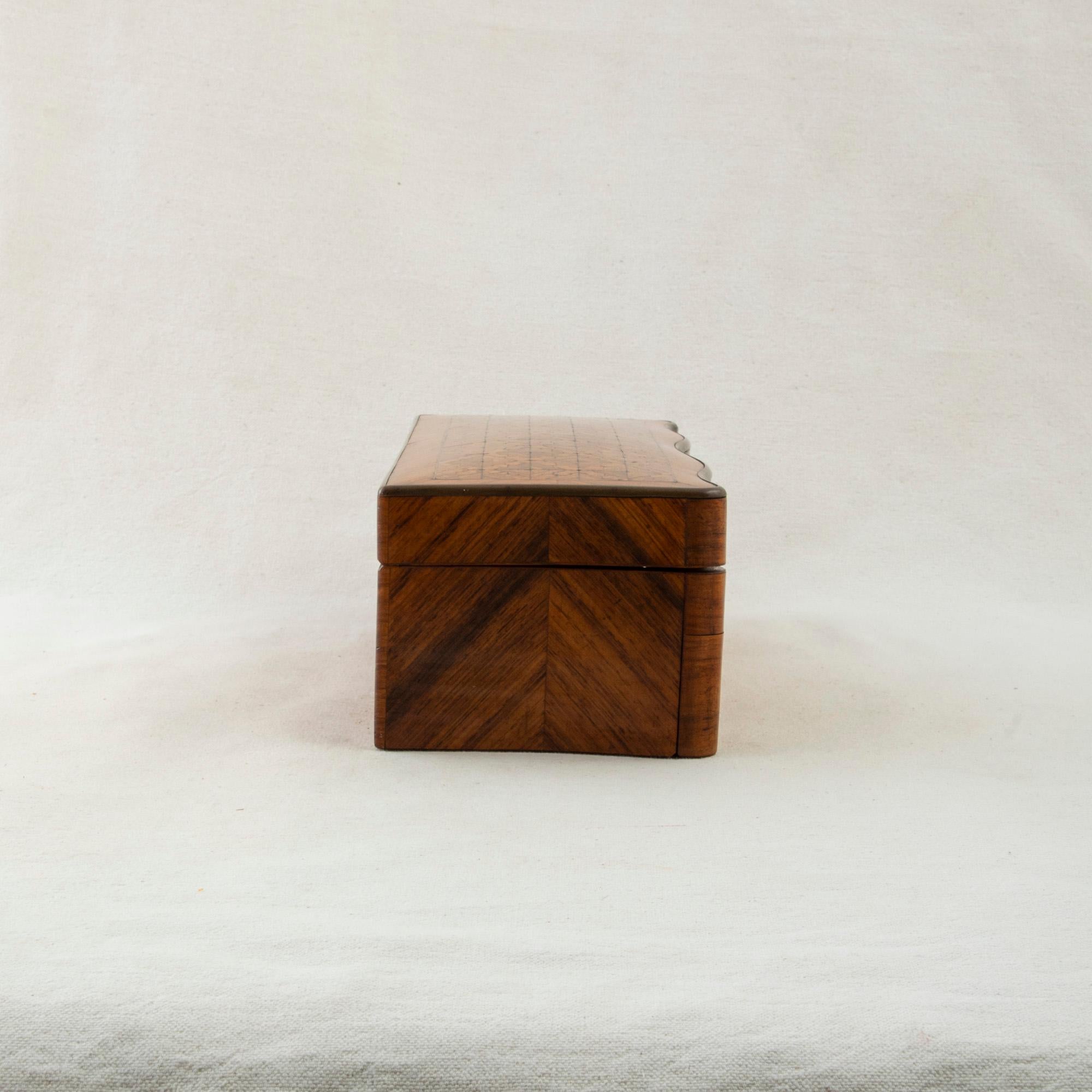 Mid-19th Century French Napoleon III Rosewood Marquetry Glove Box 2