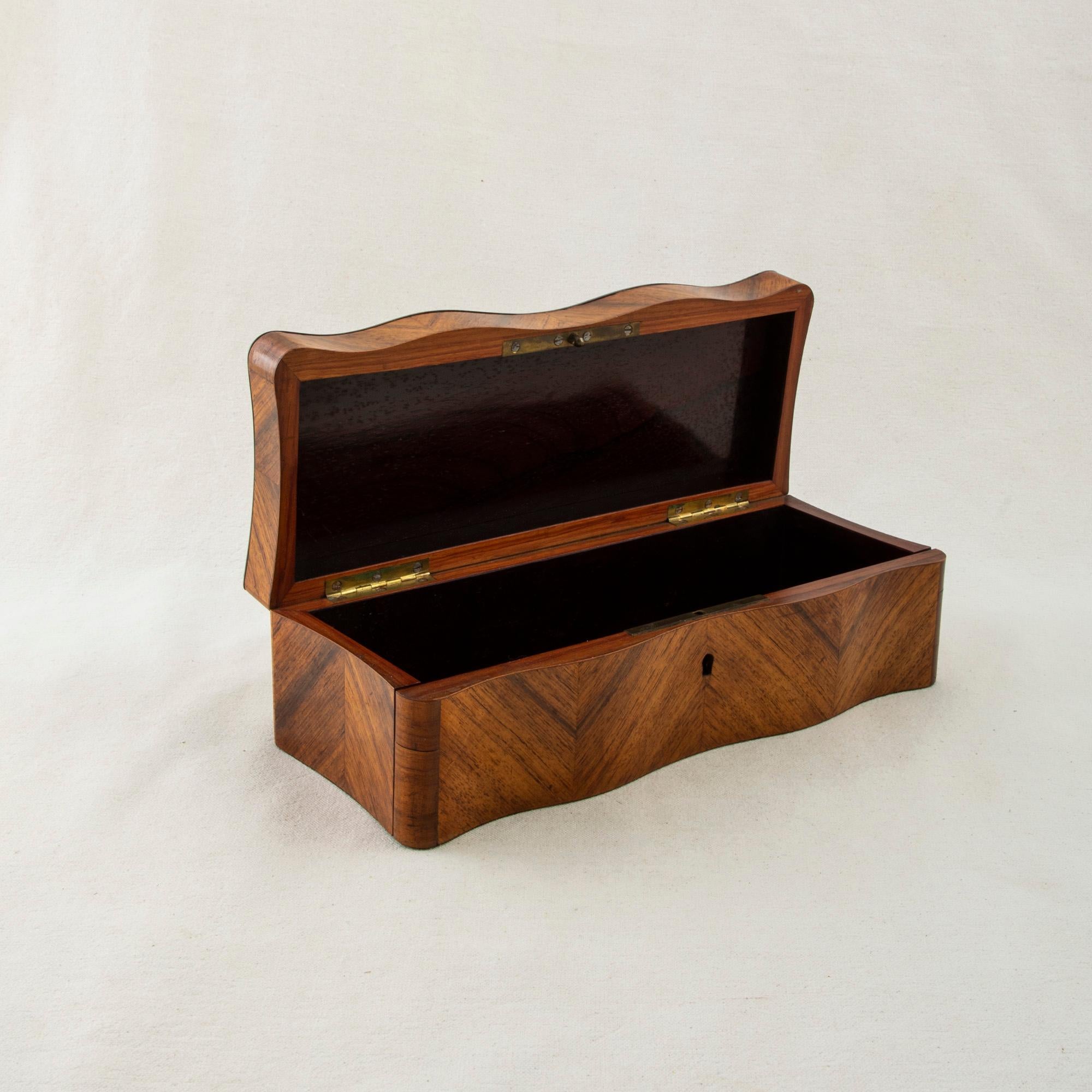 Mid-19th Century French Napoleon III Rosewood Marquetry Glove Box 3